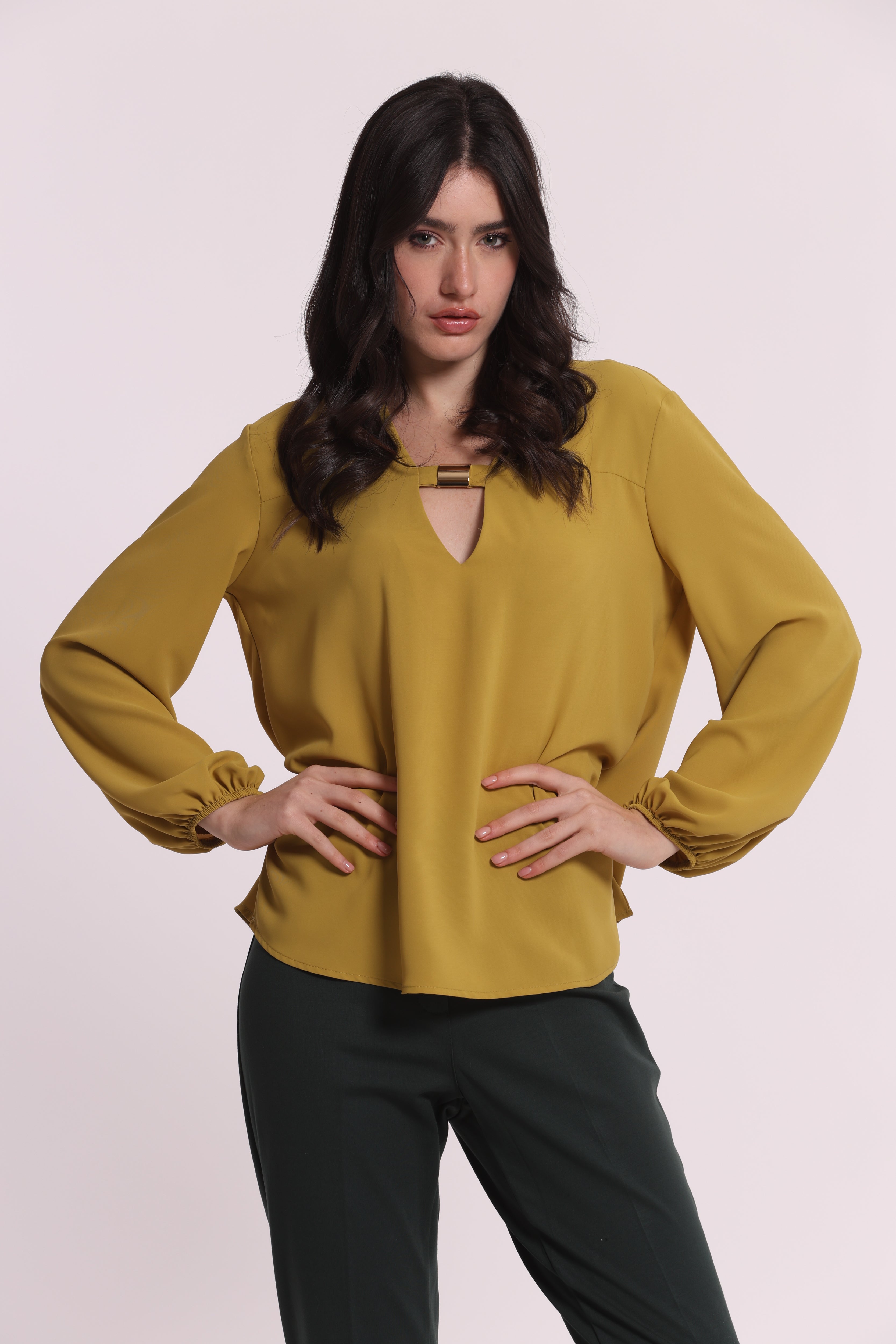 Mimi Mua Silkhand con Dettaglio blusa nero