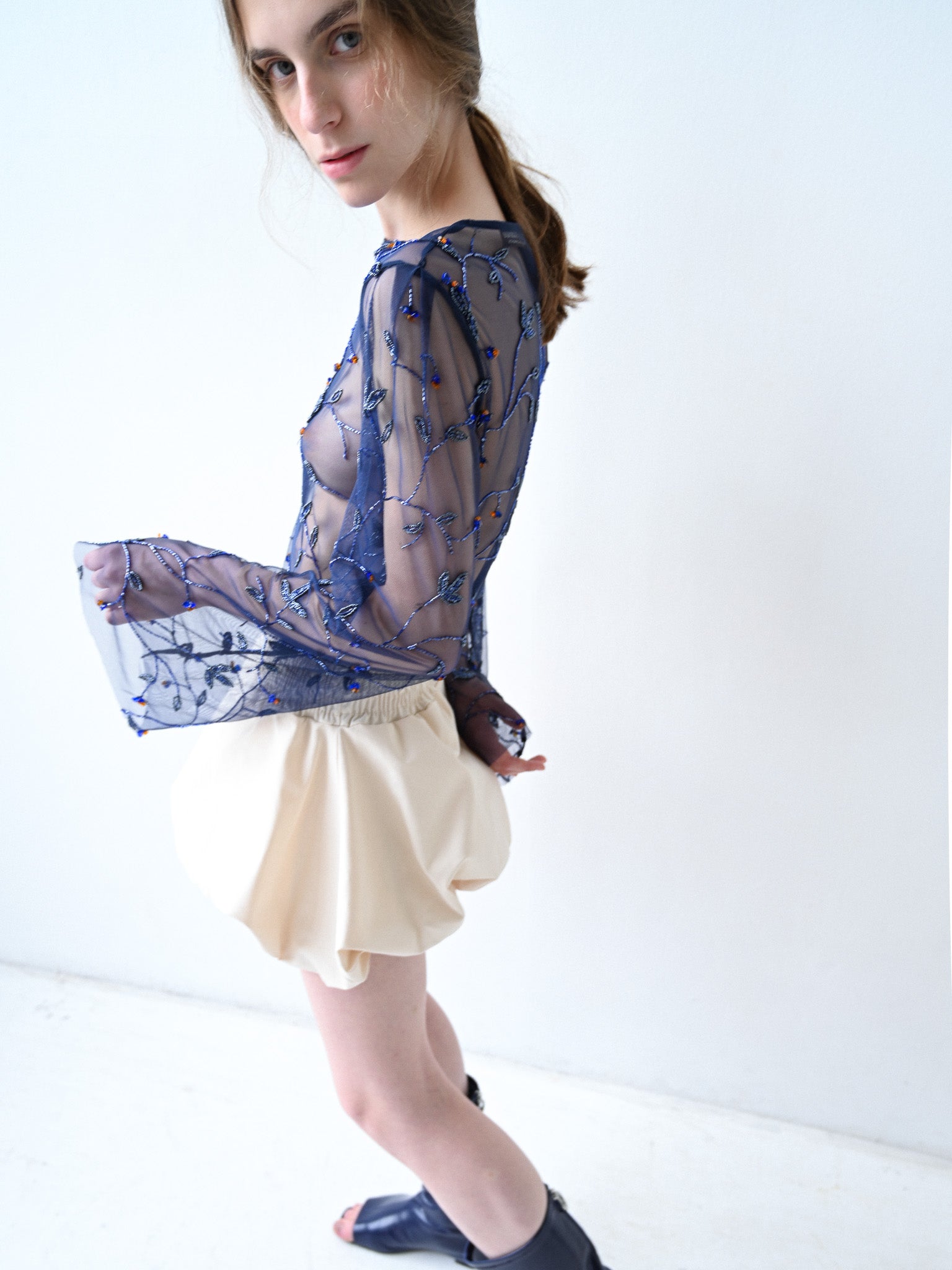 GiglioTigrato Elsa II top tulle ricamato maniche larghe