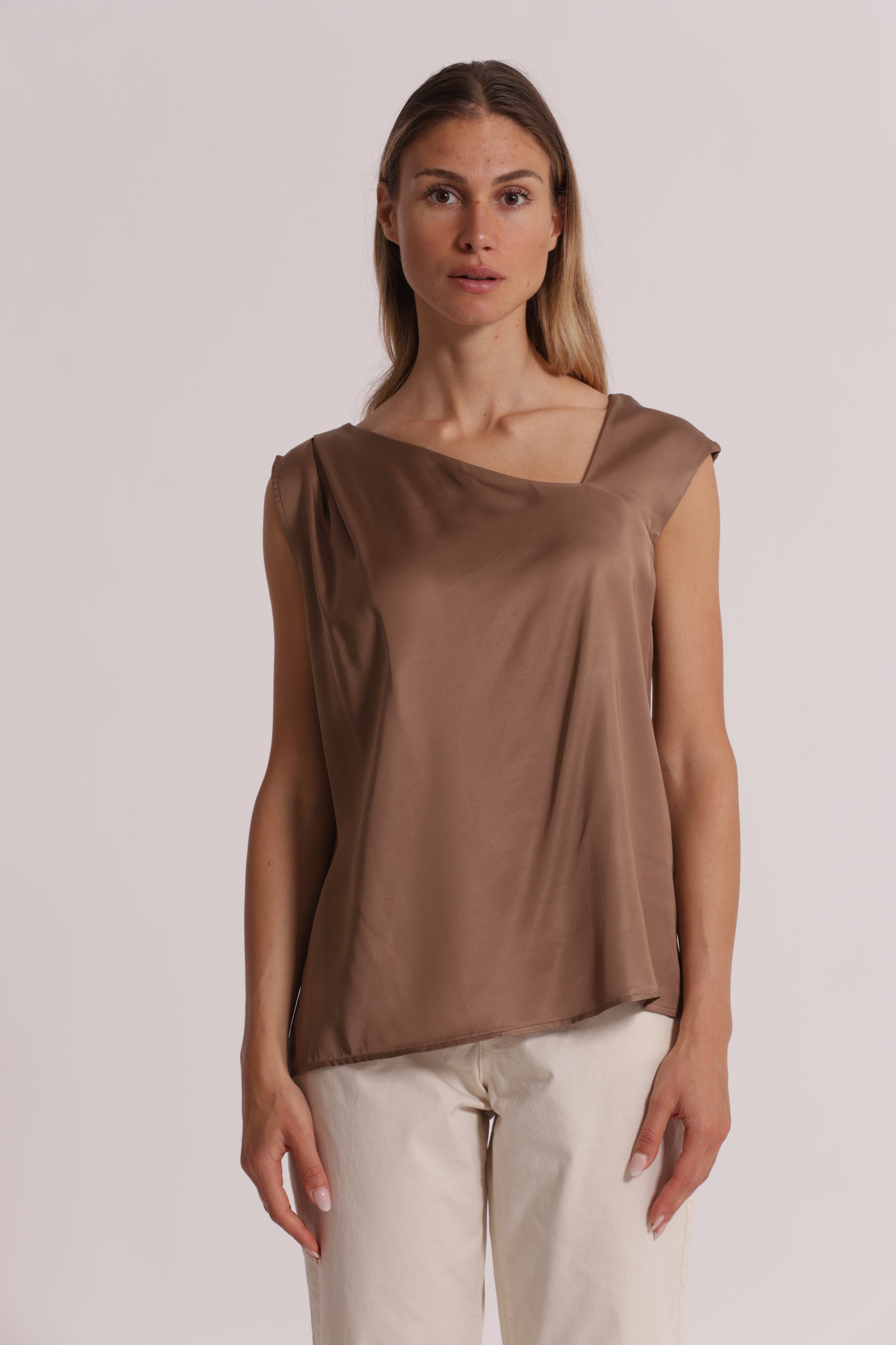 Mimi Mua top animalier crema viscosa