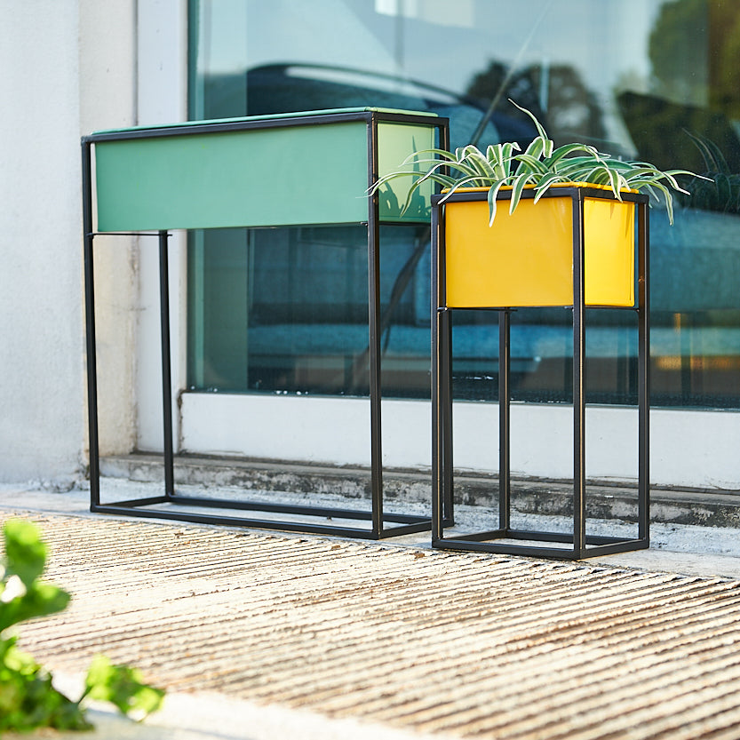 On Earth Cooperative Collection Home portavaso metallo verde 50cm
