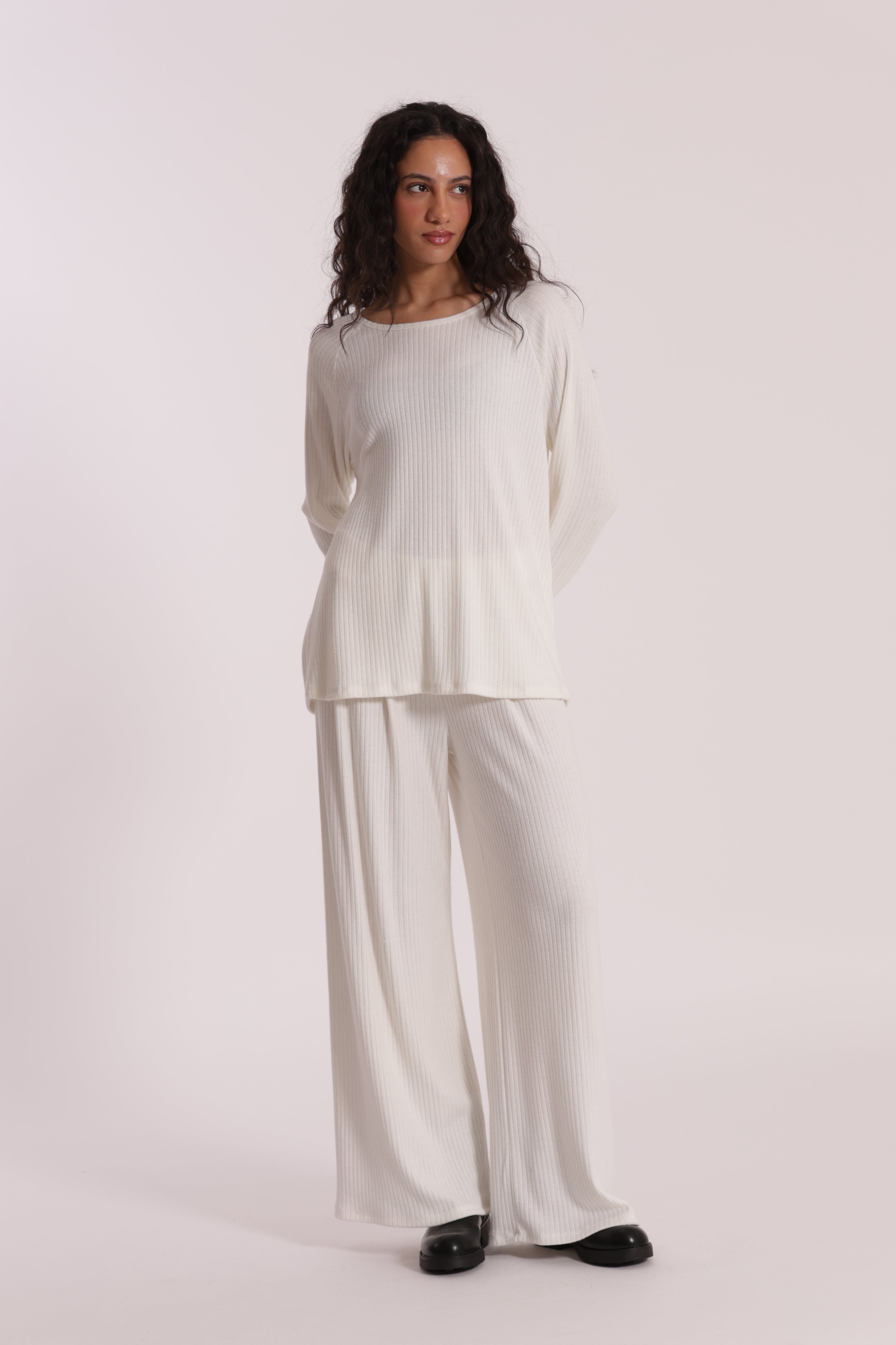 Mimi Mua Palazzo Maglia a Coste Pantalone Nero