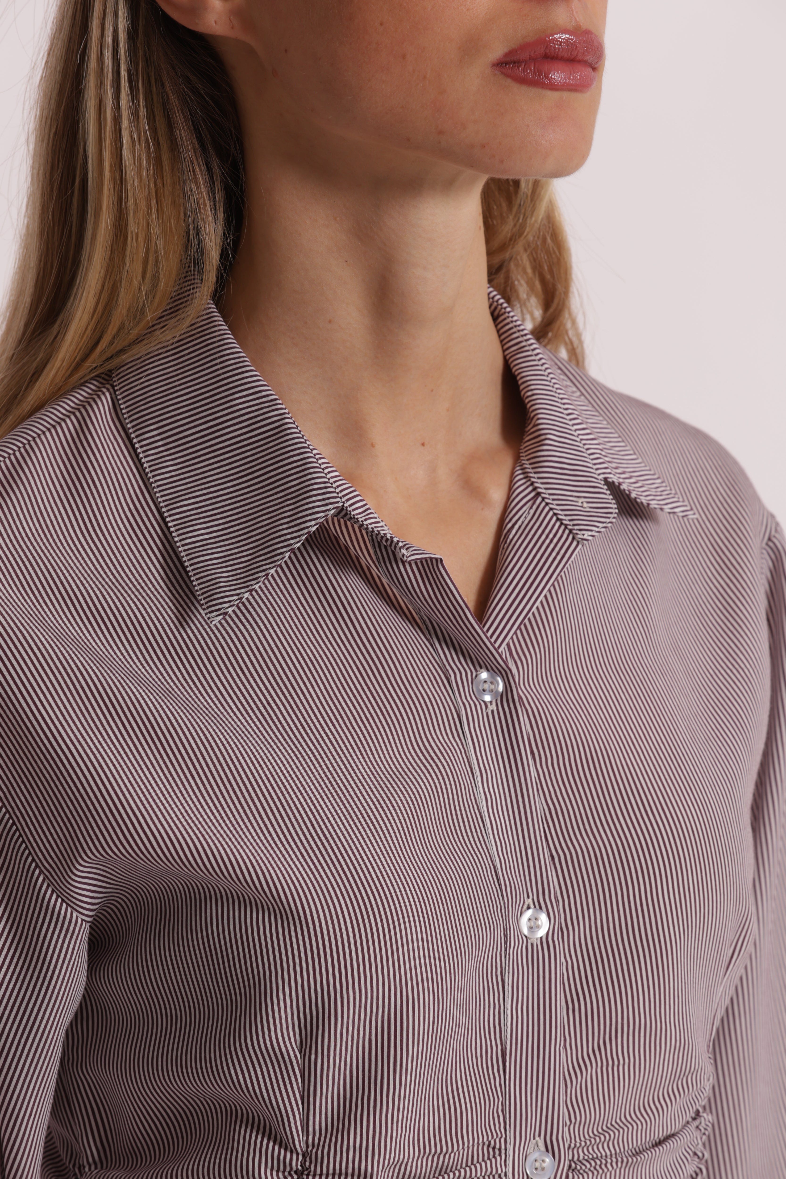 Mimi Mua Camicia Drappeggio Vita Bordeaux in Viscosa