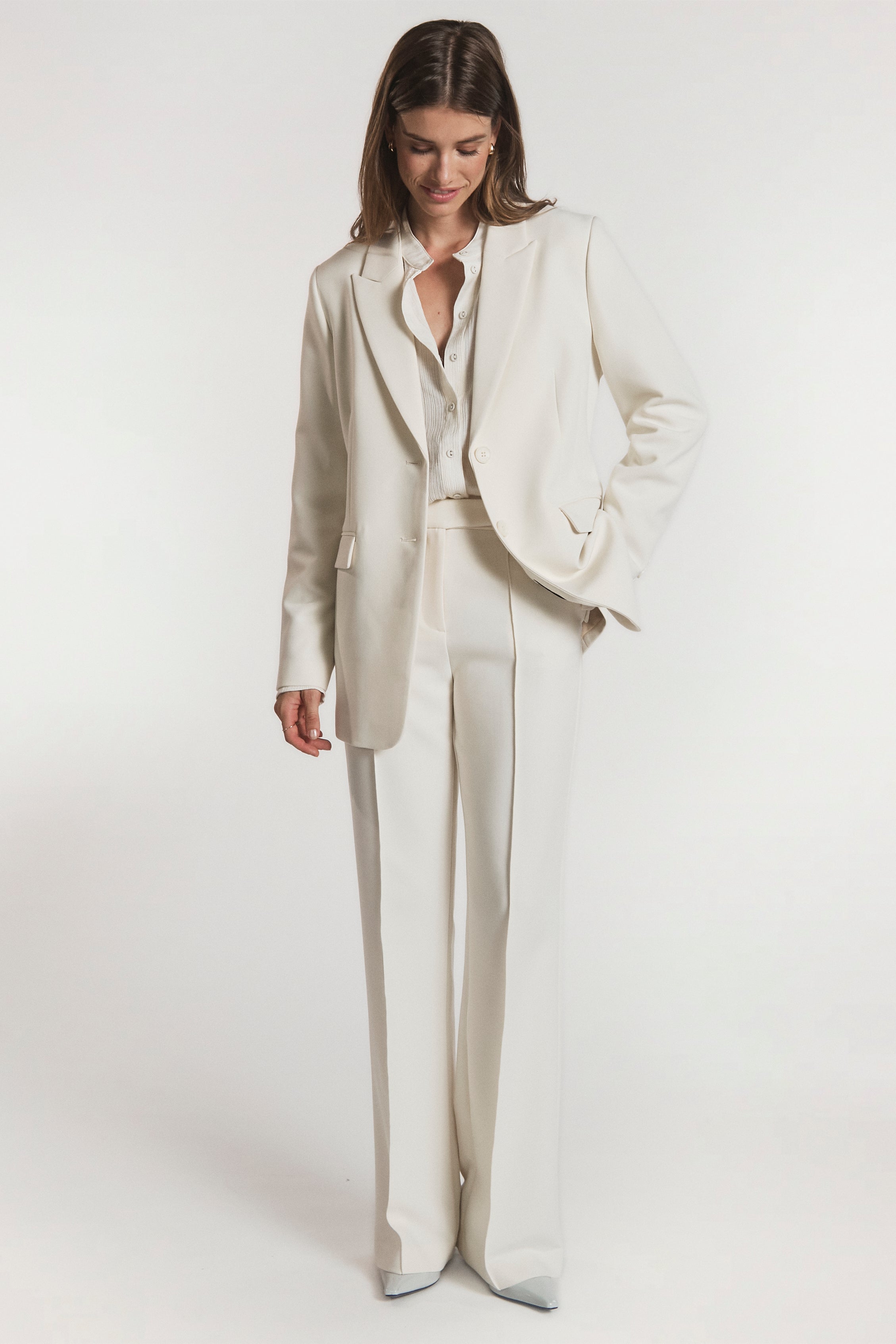 Aaiko Amilla blazer sandshell spalle forti