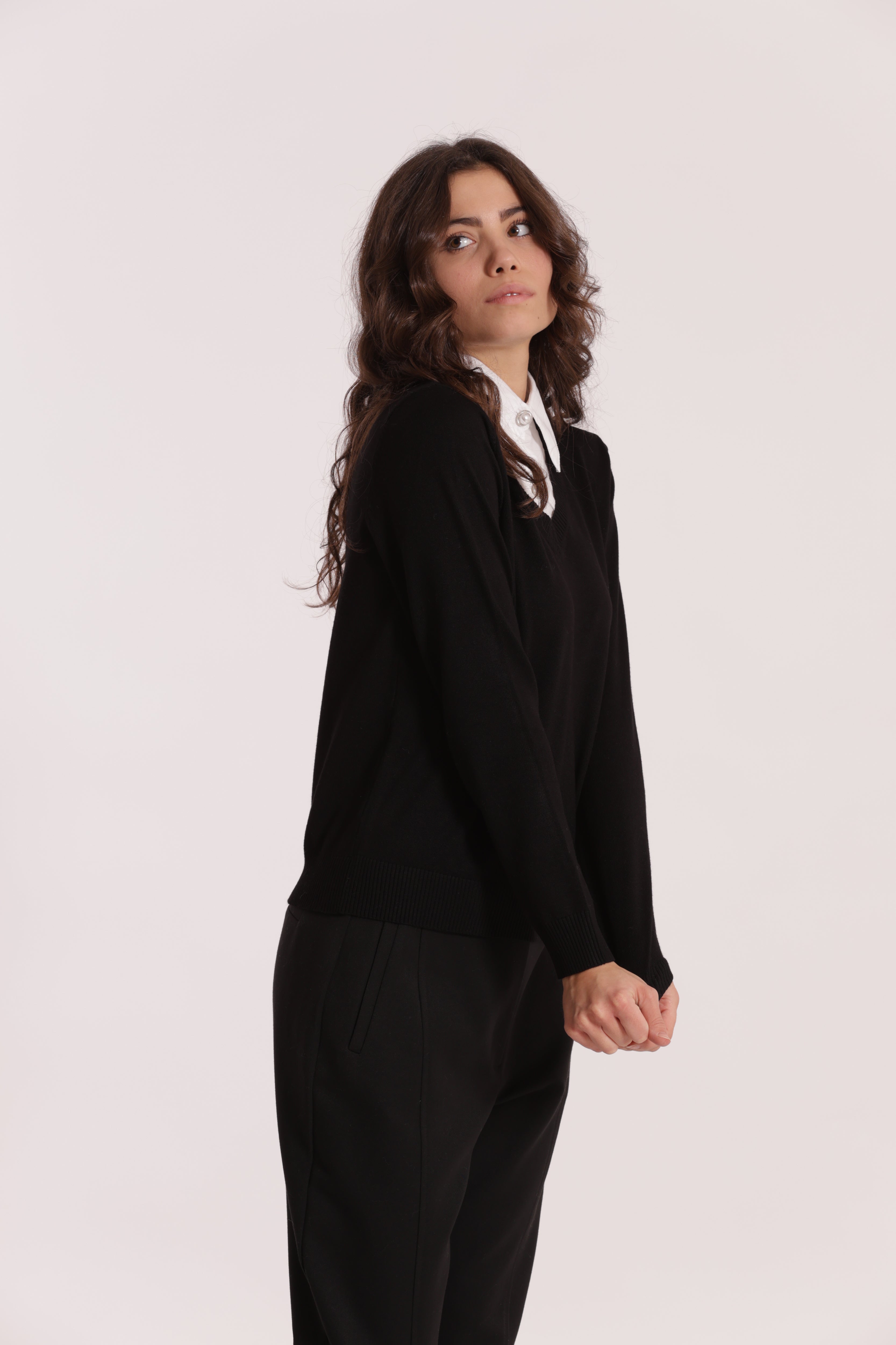Mimi Mua maglia colletto camicia nero viscosa