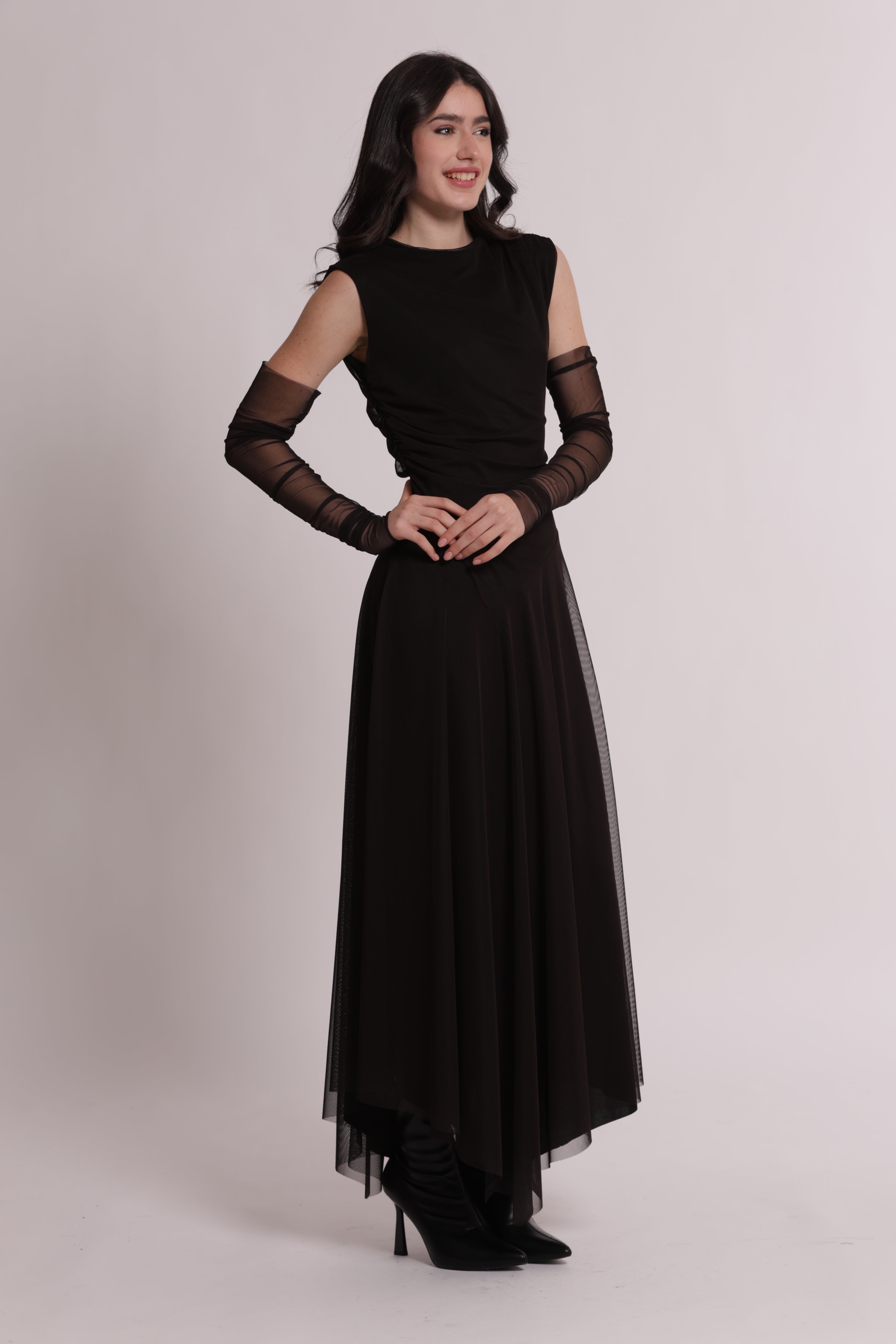 Mimi Mua Manicotti Tulle Abito Midi Nero