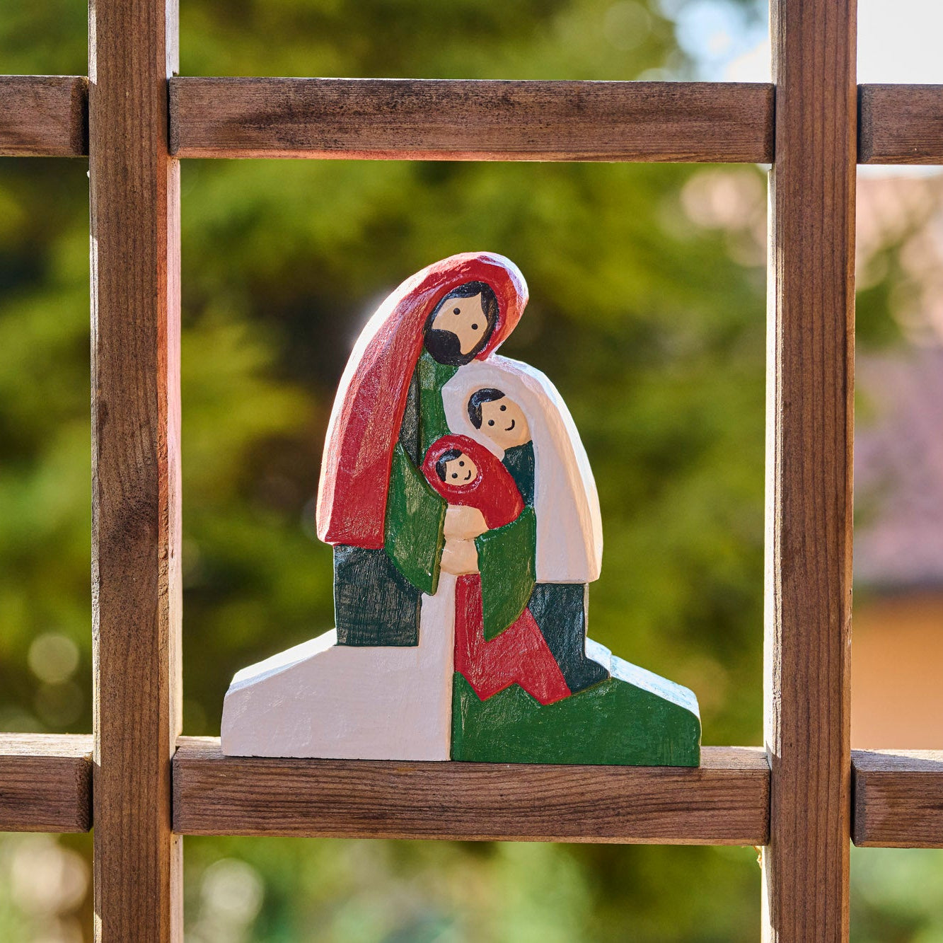 On Earth Cooperative Collection Dekat presepe legno multicolore 12 cm