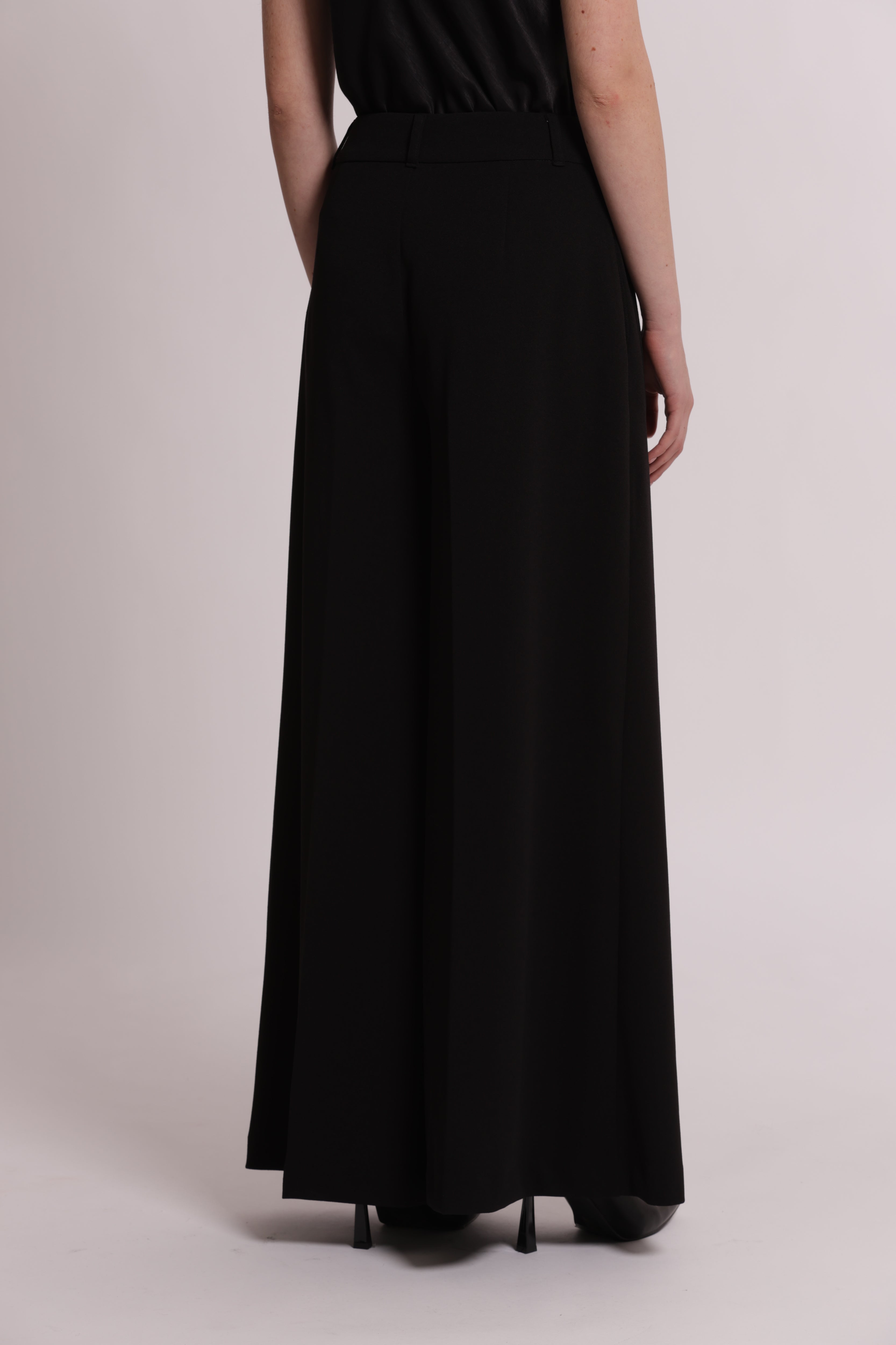 Mimi Mua Palazzo pantalone scuba crepe nero con cinturino