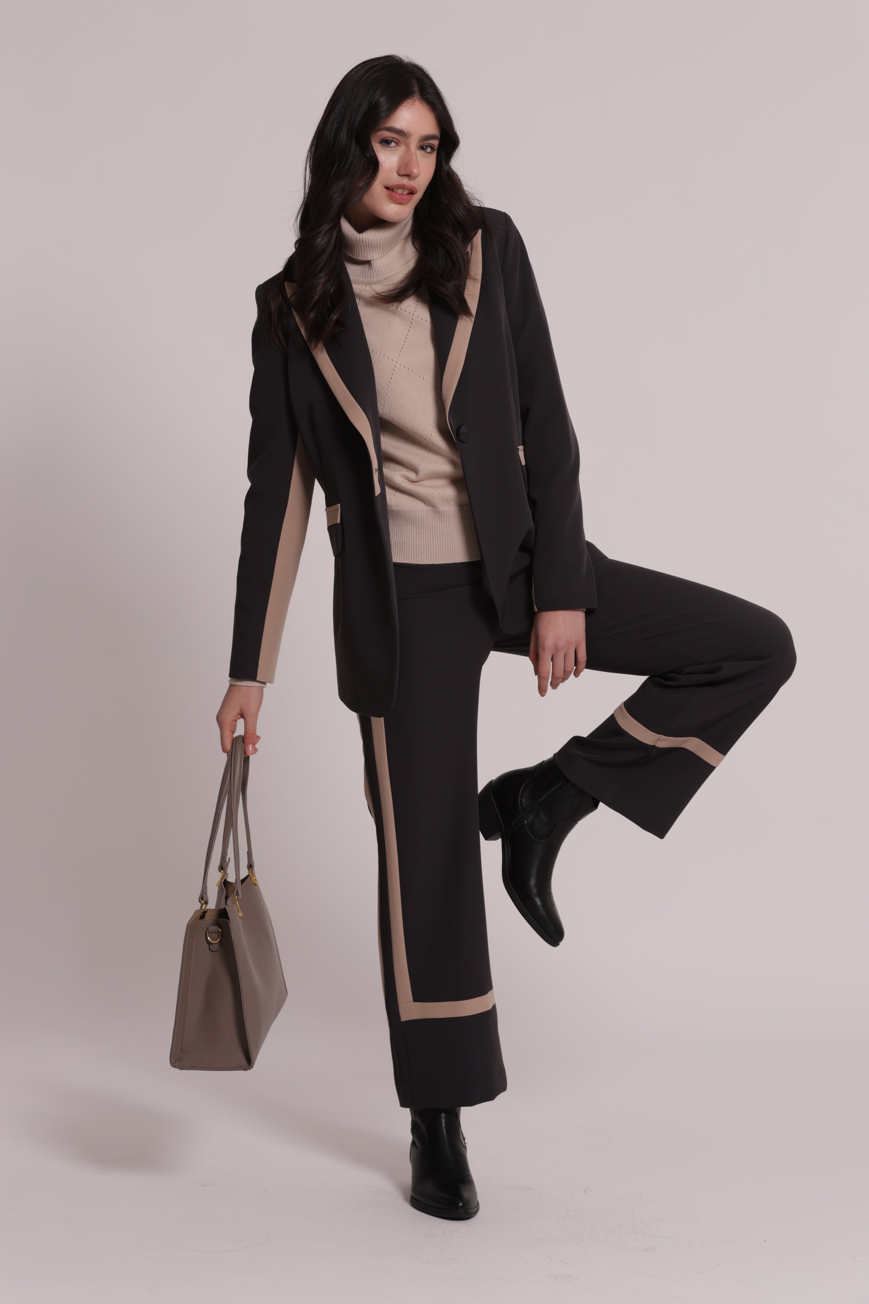 Mimi Mua pantalone bicolor tessuto tecnico nero beige