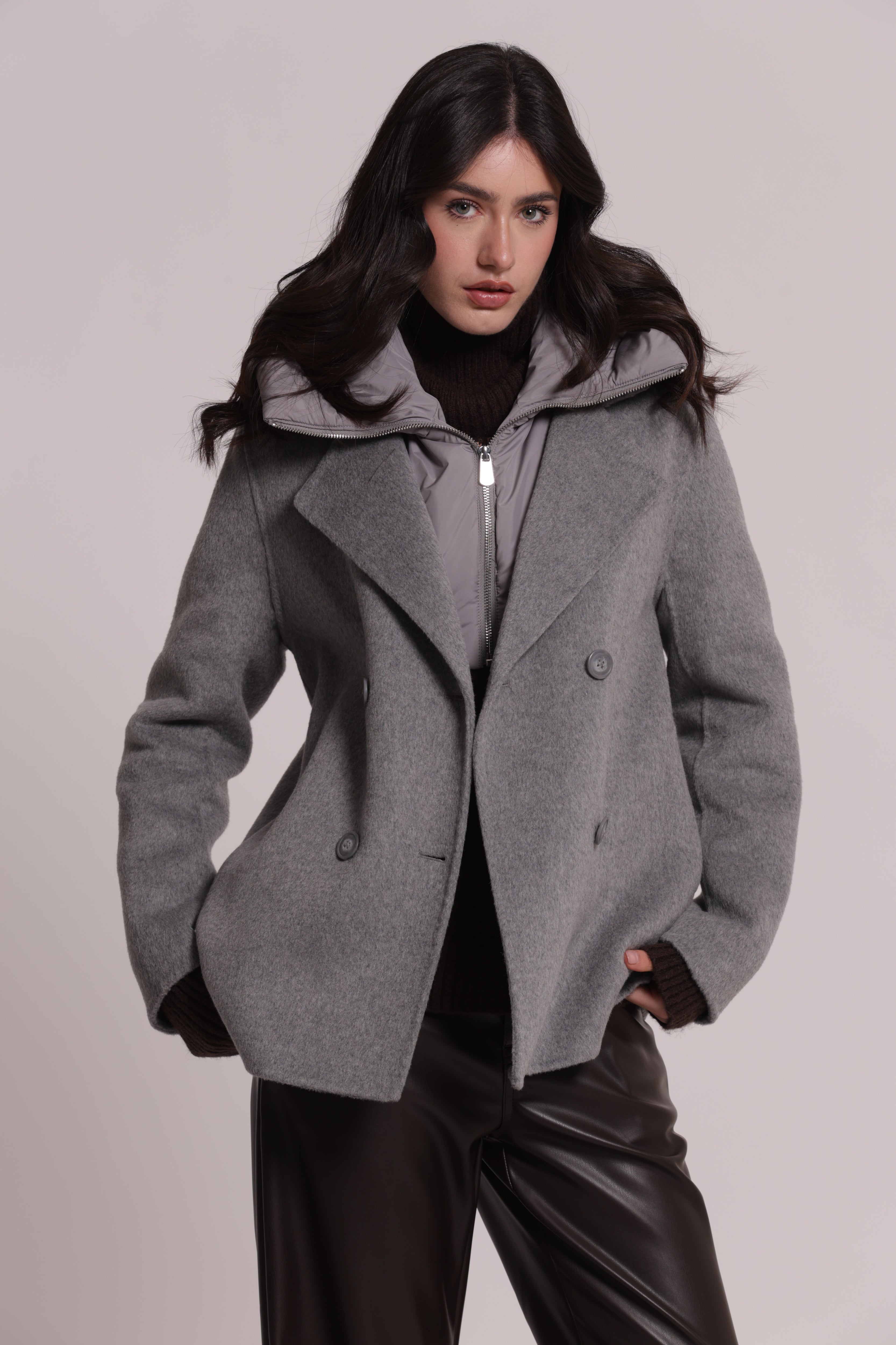 Mimi Mua Cappotto Corto Piumino Removibile Nero