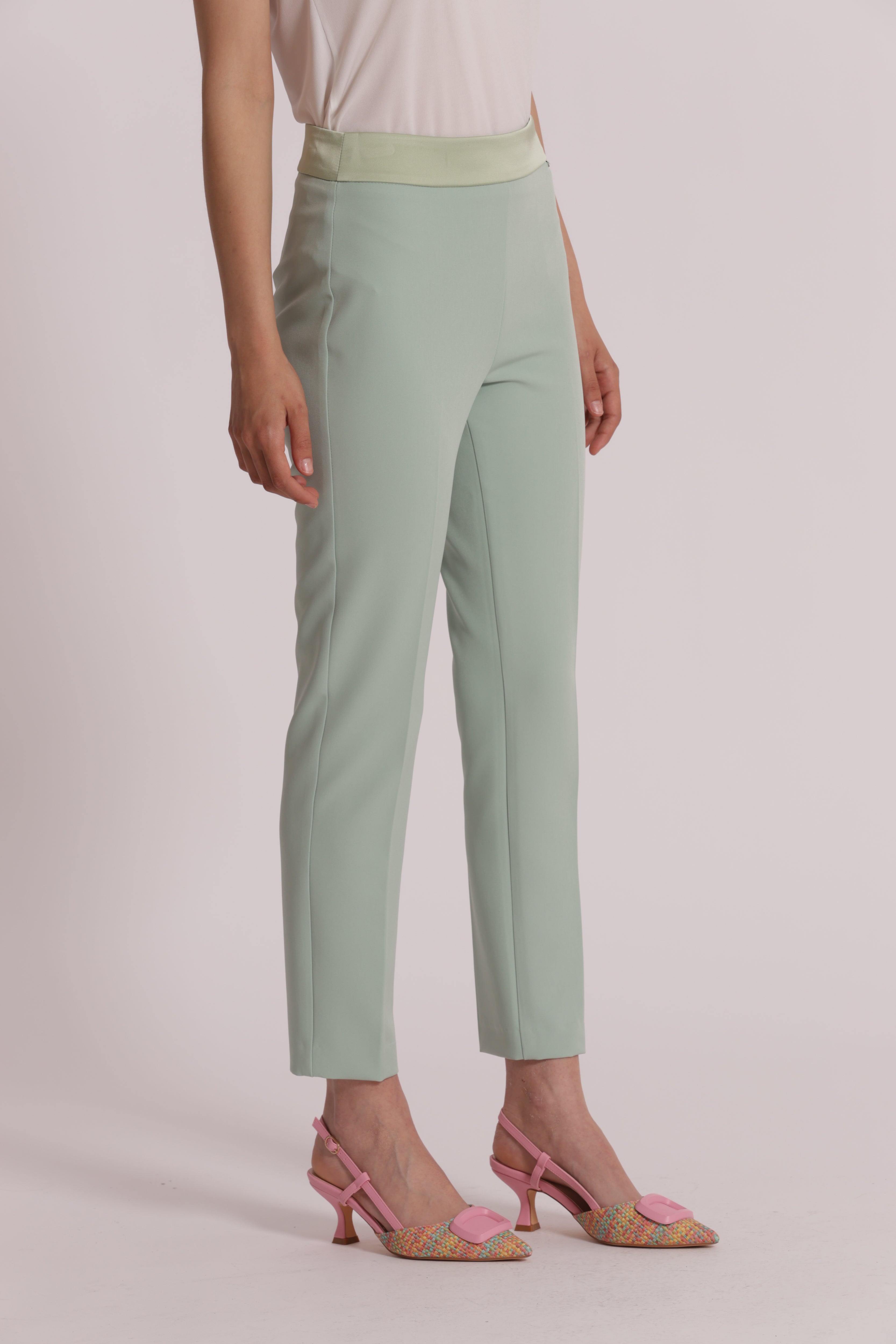 Mimi Mua Dettagli Simil Raso Pantaloni Nero Elasticizzati