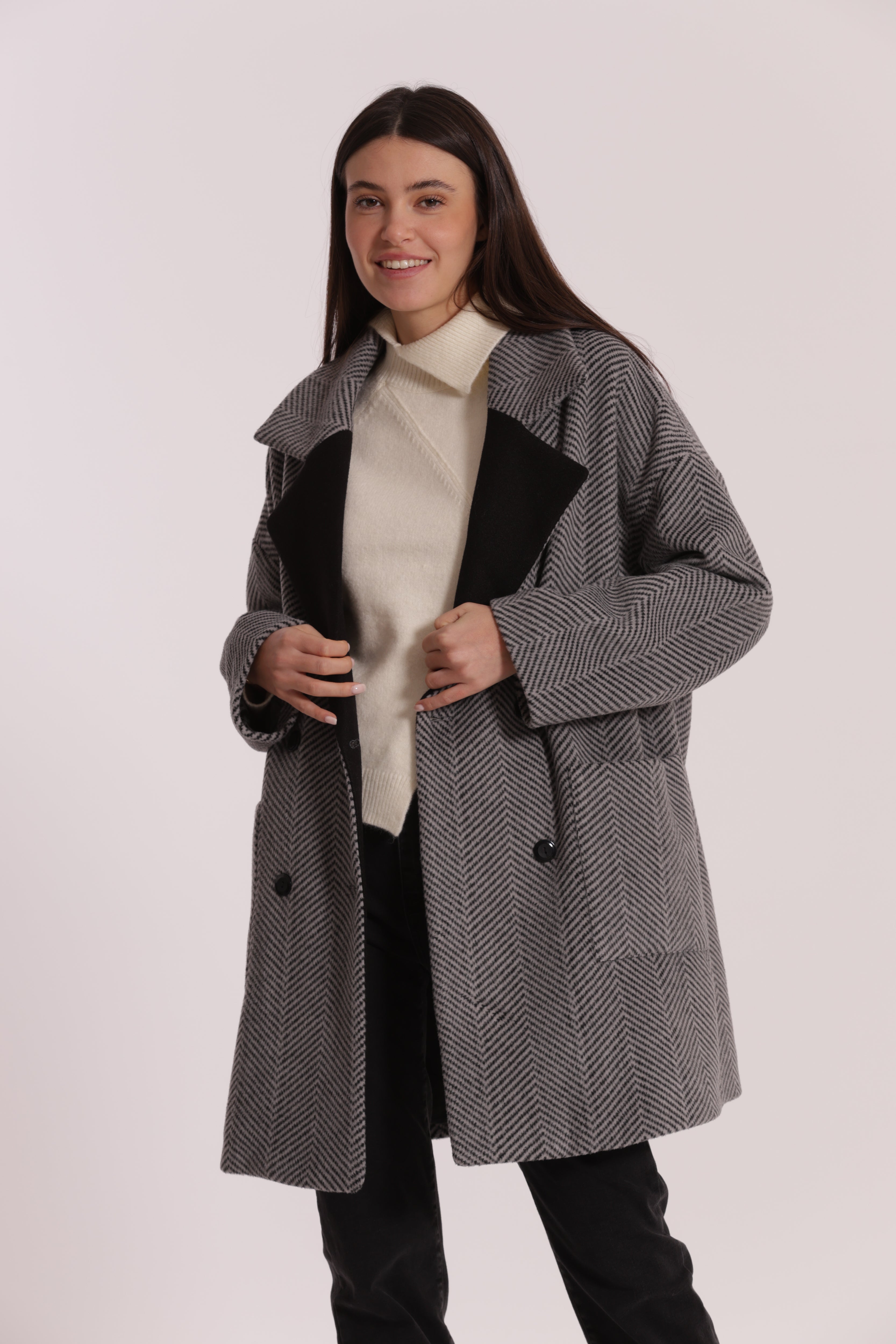Mimi Mua Cappotto Over Spigato Nero Grigio