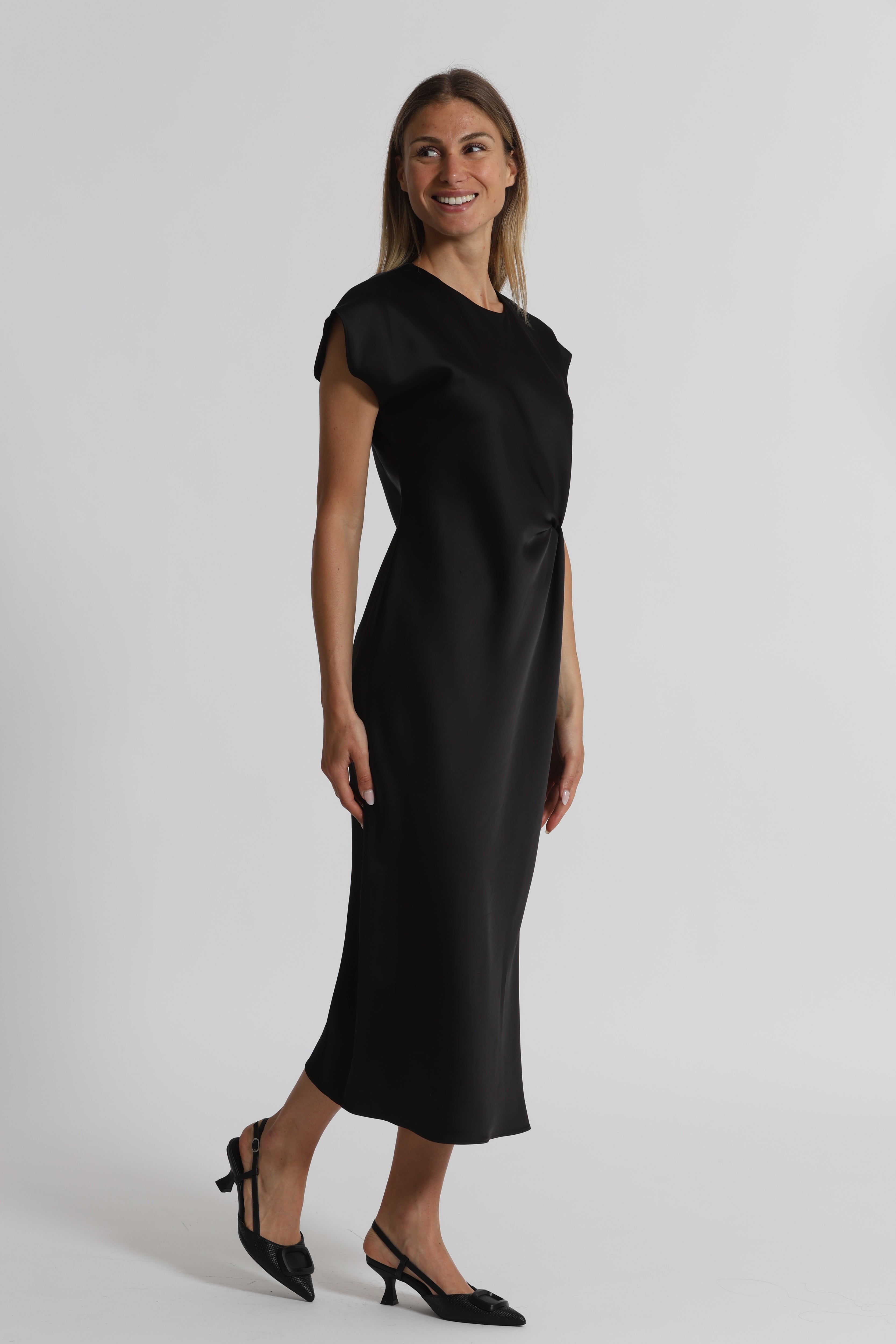 Mimi Mua maniche corte abito lungo nero elegante