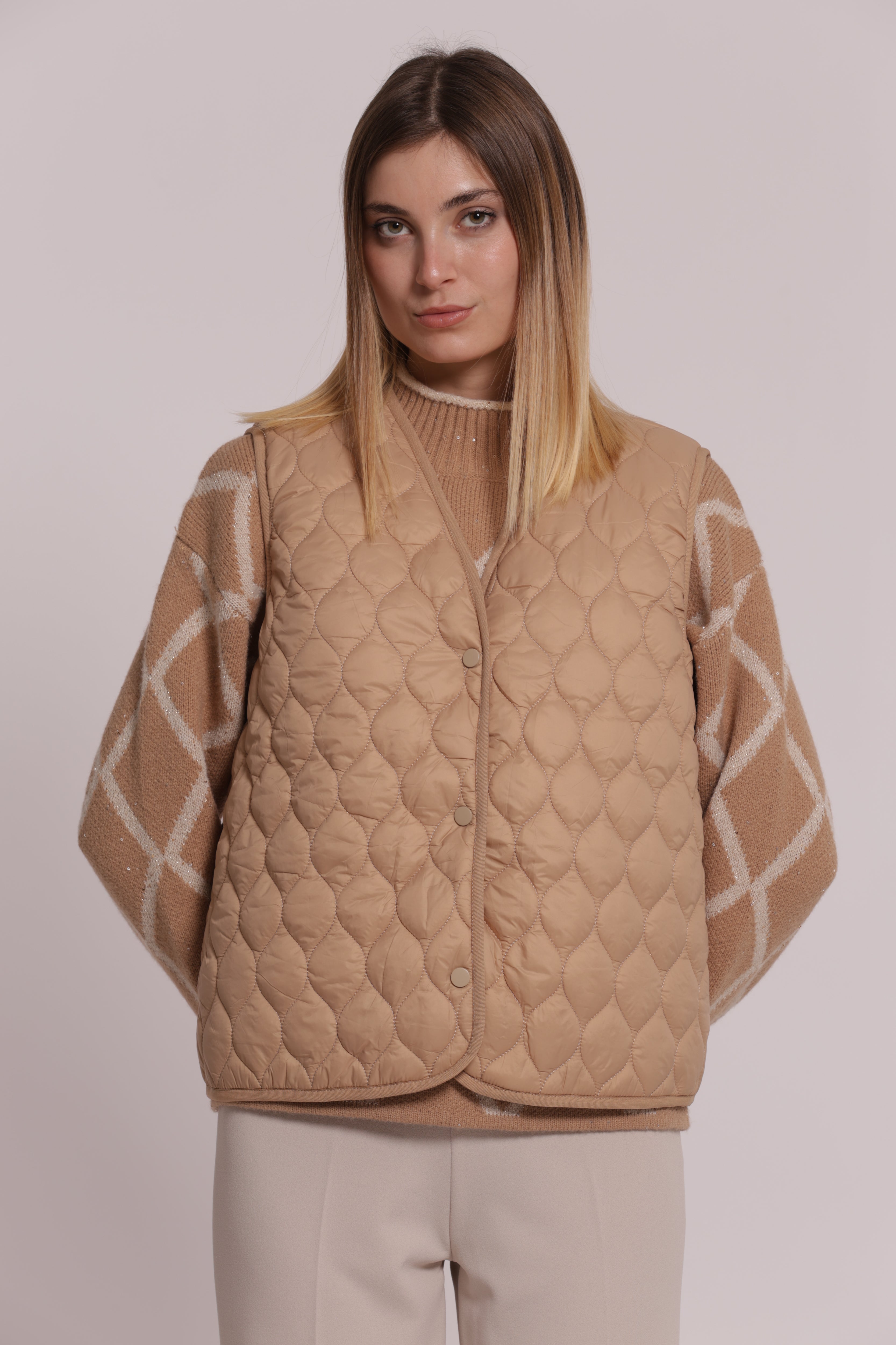 Mimi Mua Gilet Piumino Corto Smanicato Nero Trapuntato