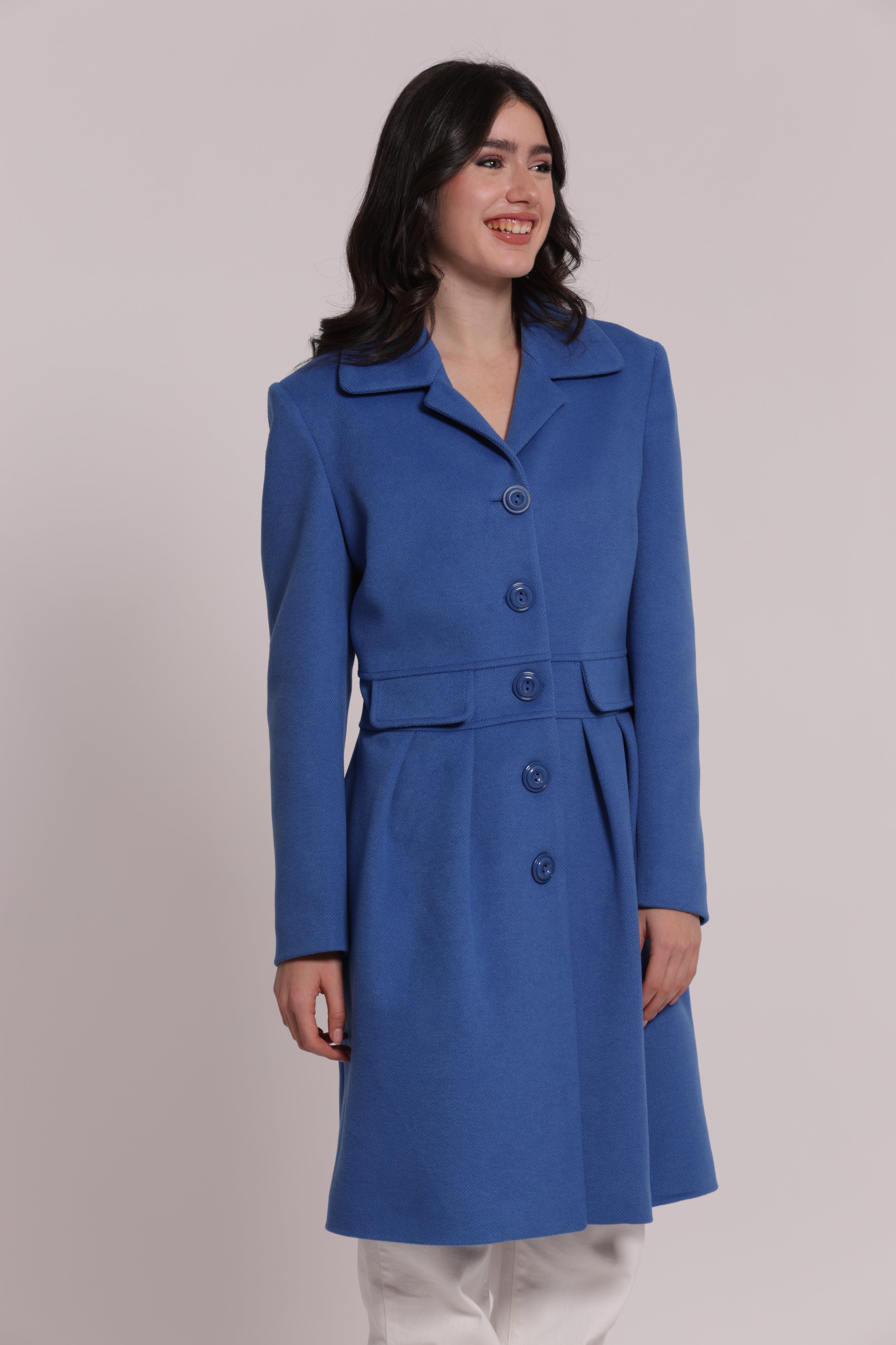 Mimi Mua Baronetto Pincès cappotto nero sartoriale