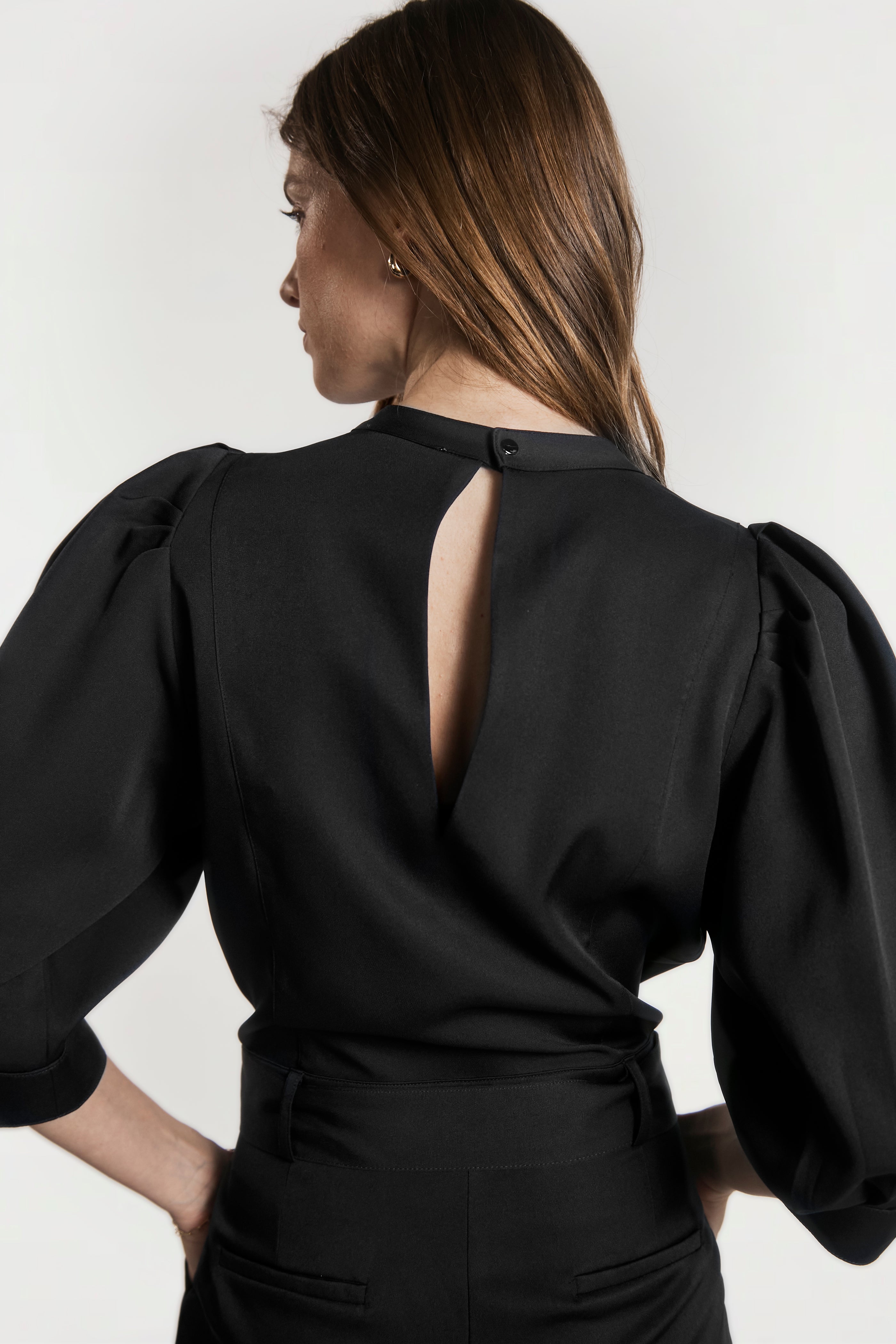 Aaiko Hellen tuta nera elegante cintura