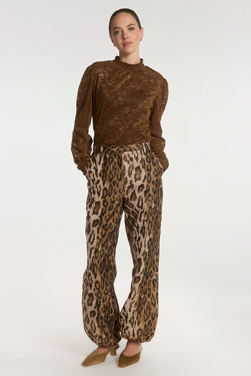 Aaiko Tory top marrone dorato in pizzo aderente