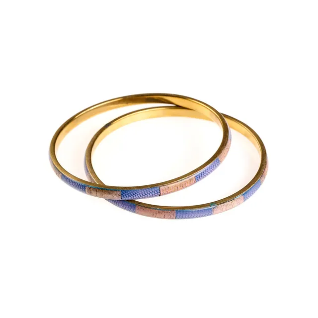 On Earth Cooperative Collection Silvestre set 2 bracciali legno viola