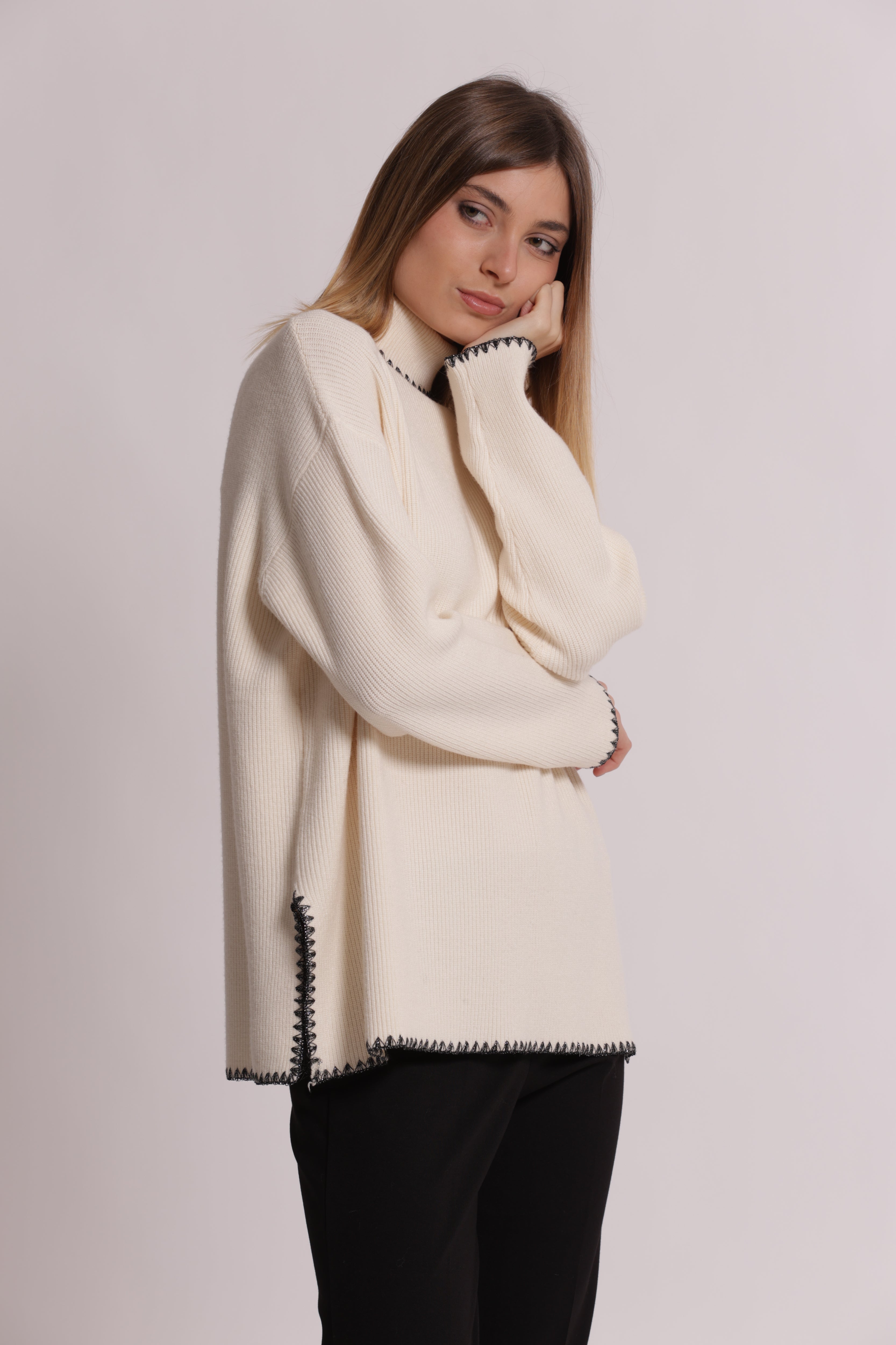 Mimi Mua Maglia Collo Alto Lurex Panna Elasticizzata