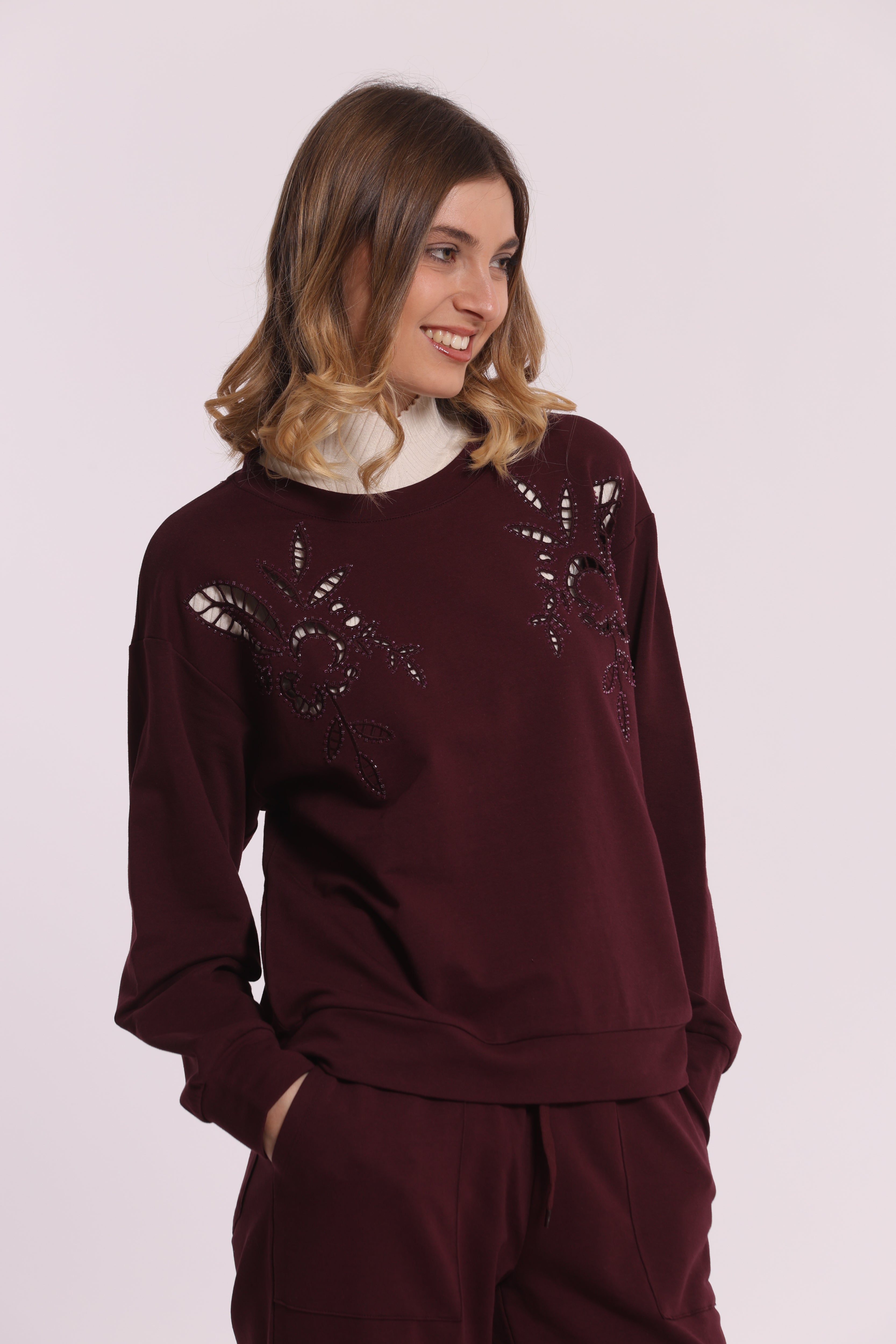 Mimi Mua felpa dettagli traforati e strass