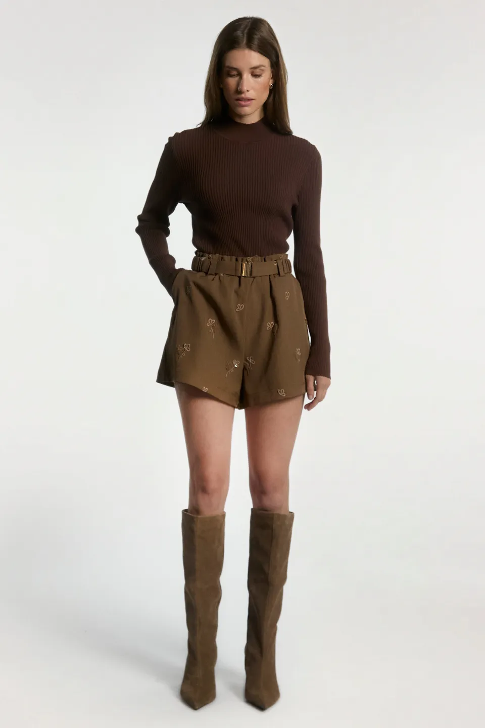 Aaiko Rikkie shorts verde con cintura donna