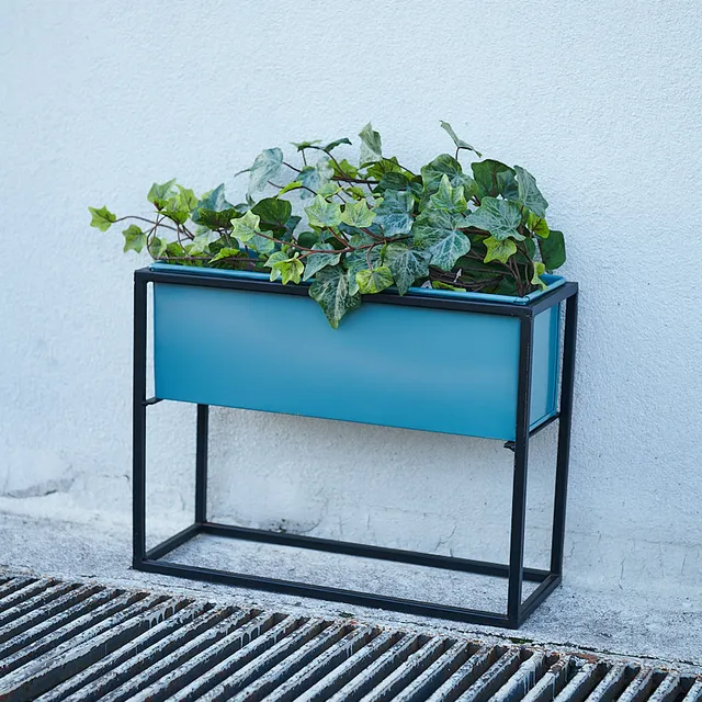 On Earth Cooperative Collection Home portavaso metallo azzurro 40cm
