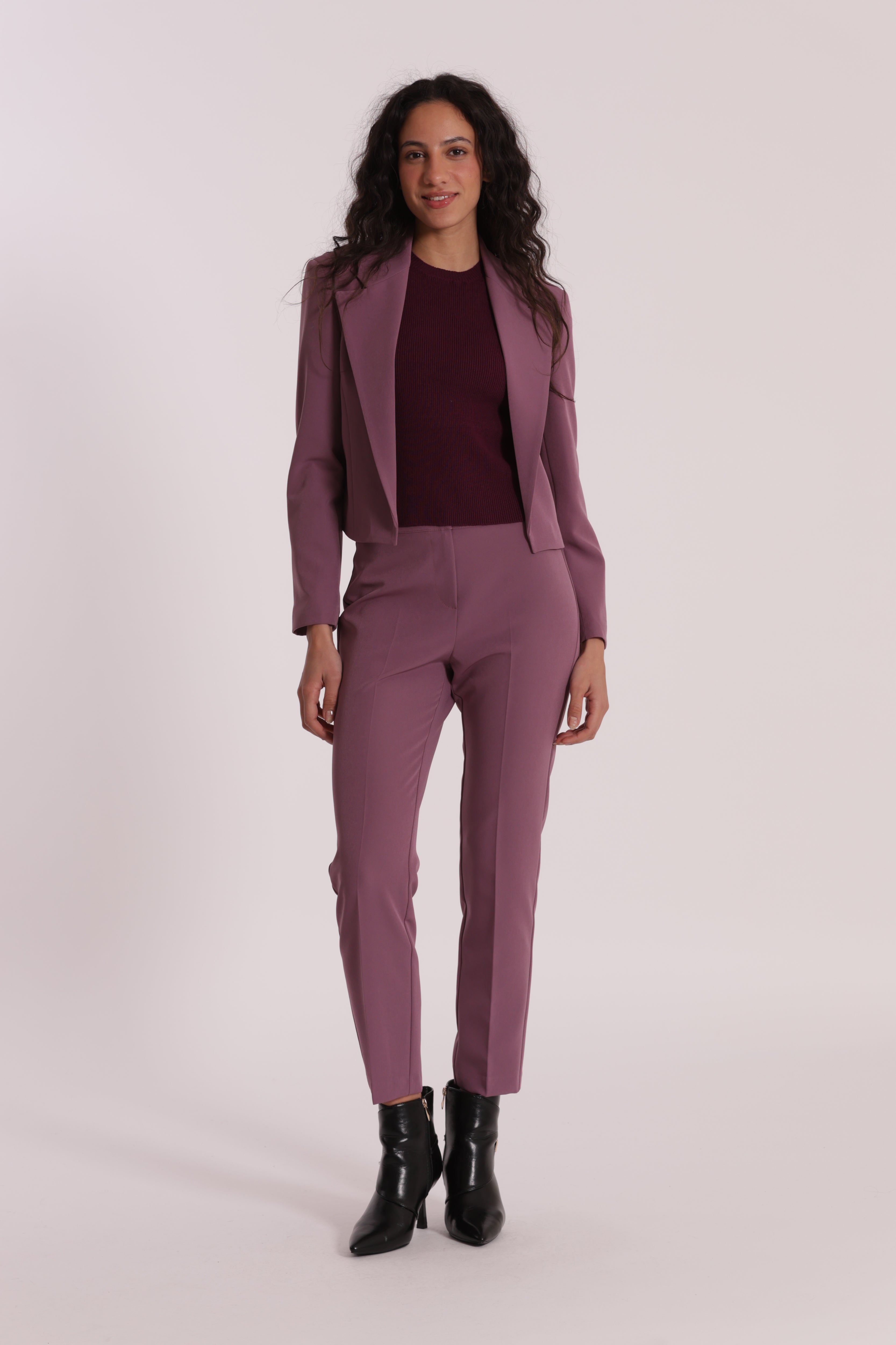 Mimi Mua Giacca cropped senza bottoni giacca tecnica nera