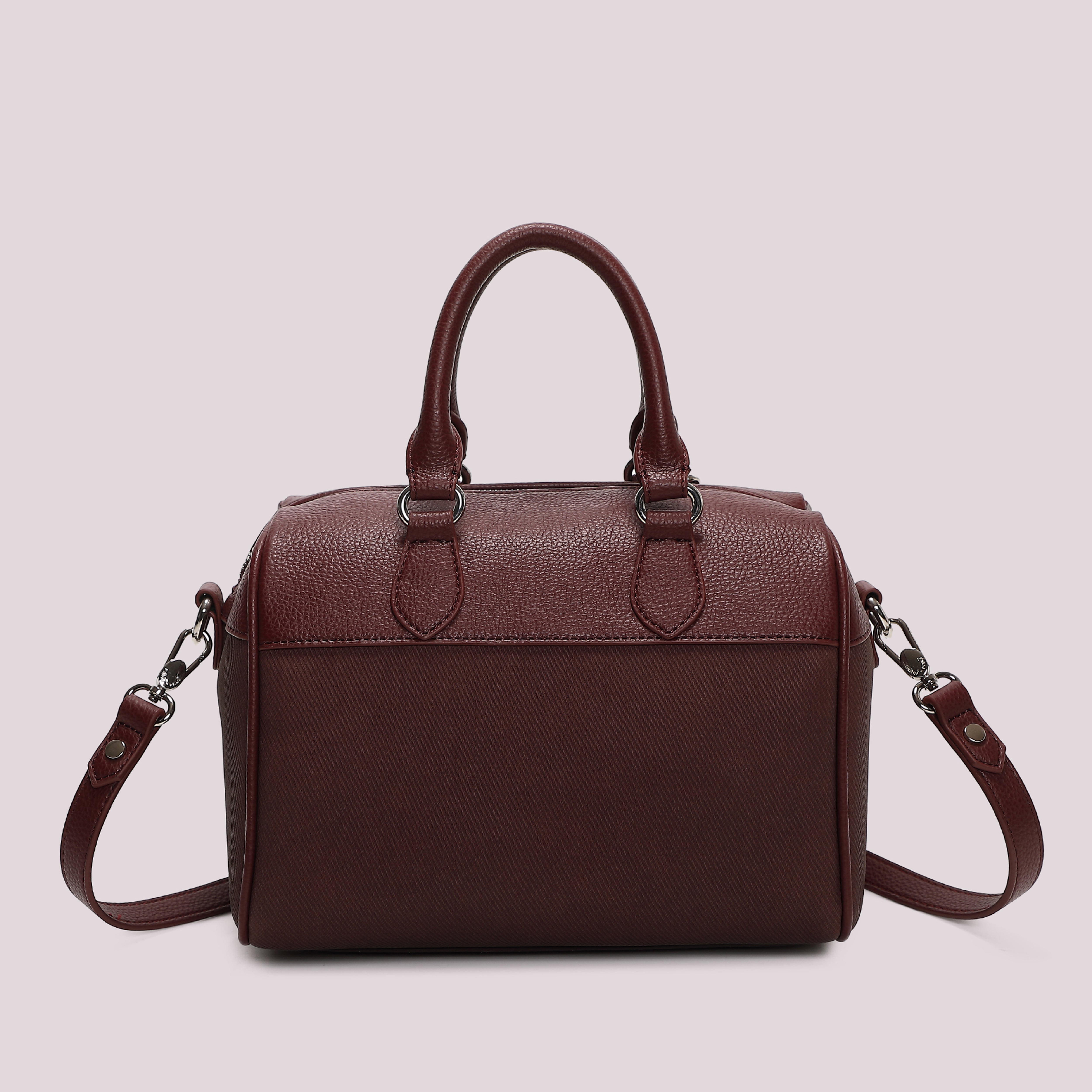 Mimi Mua borsa bauletto charm cuore nero