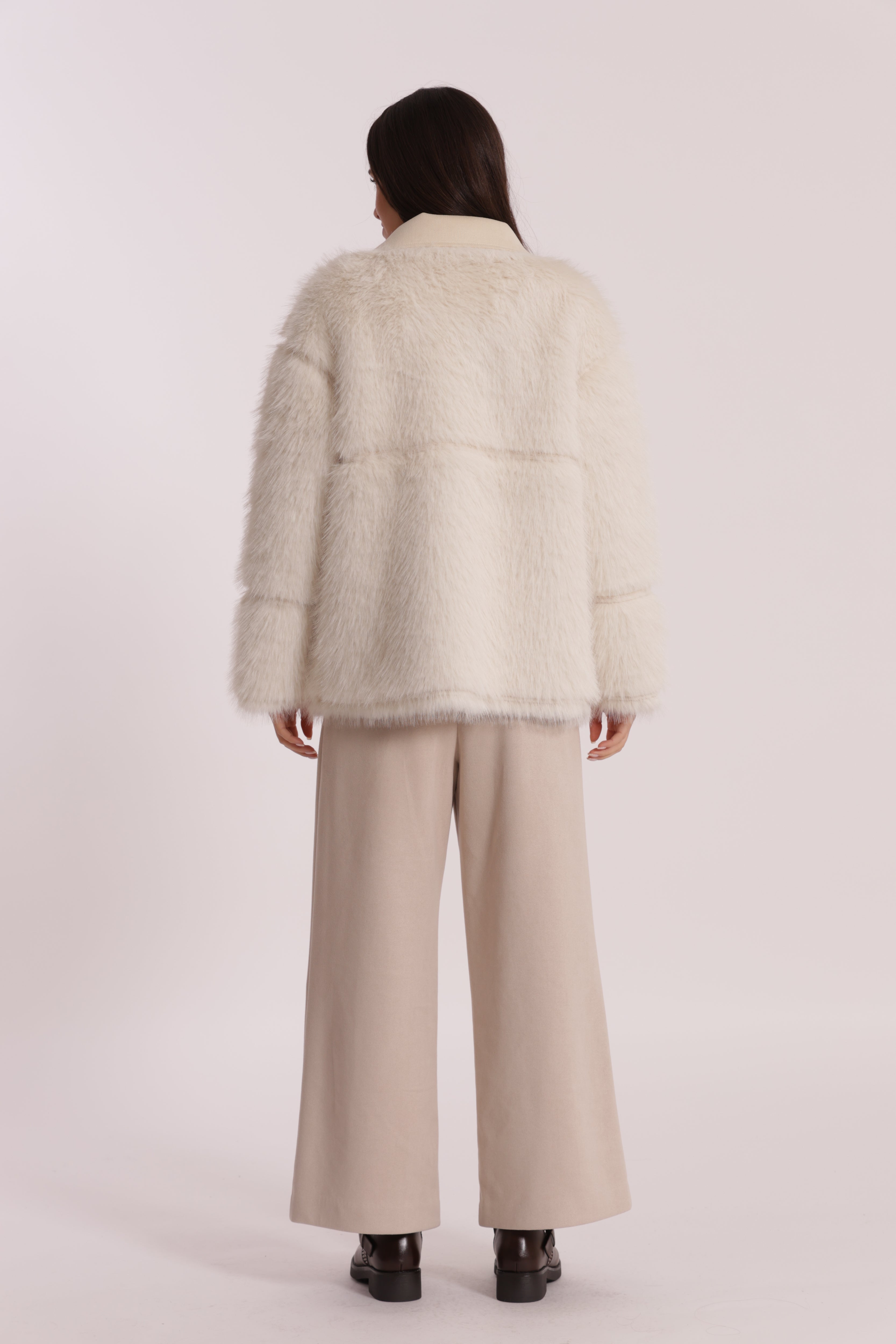 Mimi Mua Pantalone Cropped Effetto Camoscio Panna
