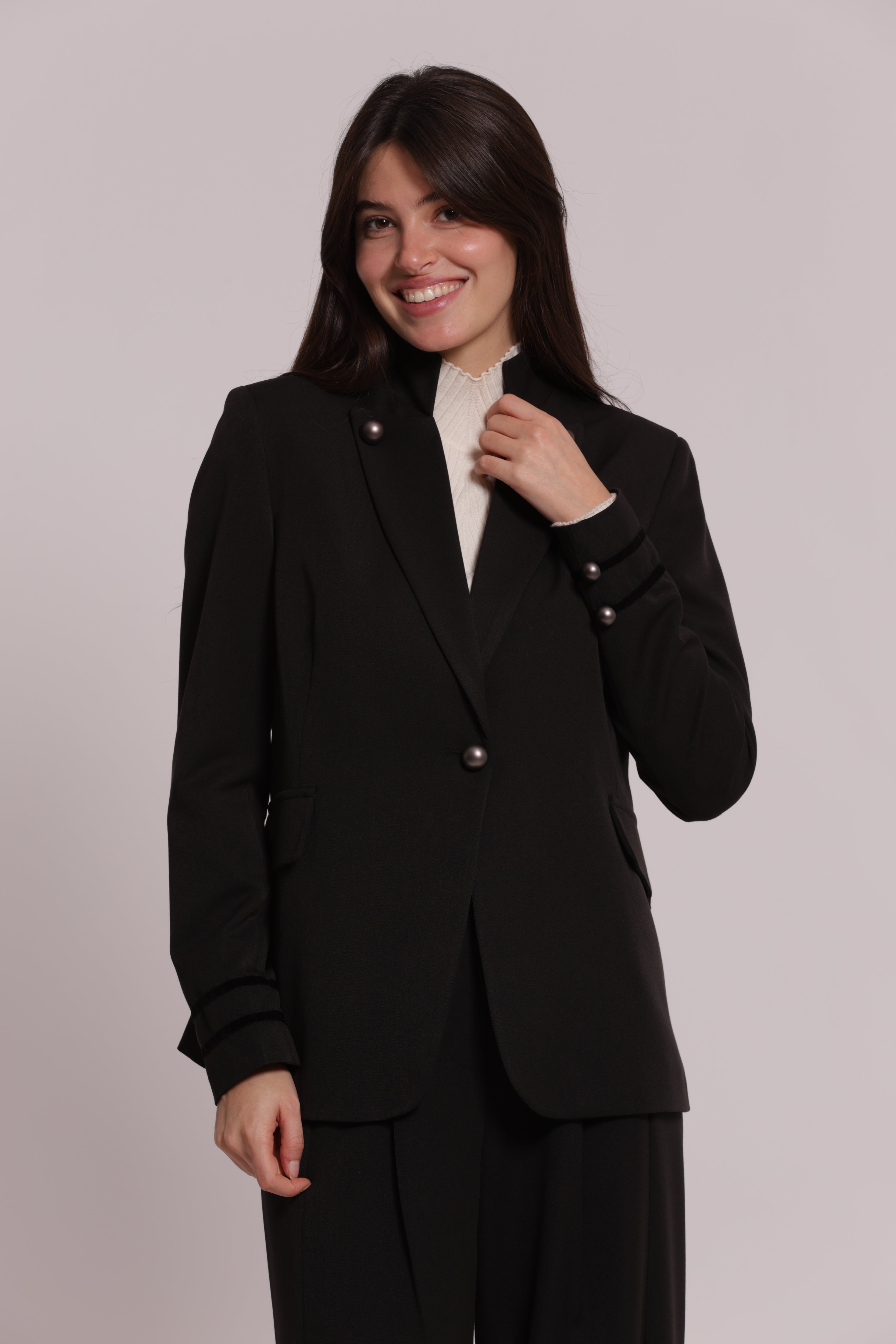 Mimi Mua giacca corta velluto cammello elegante