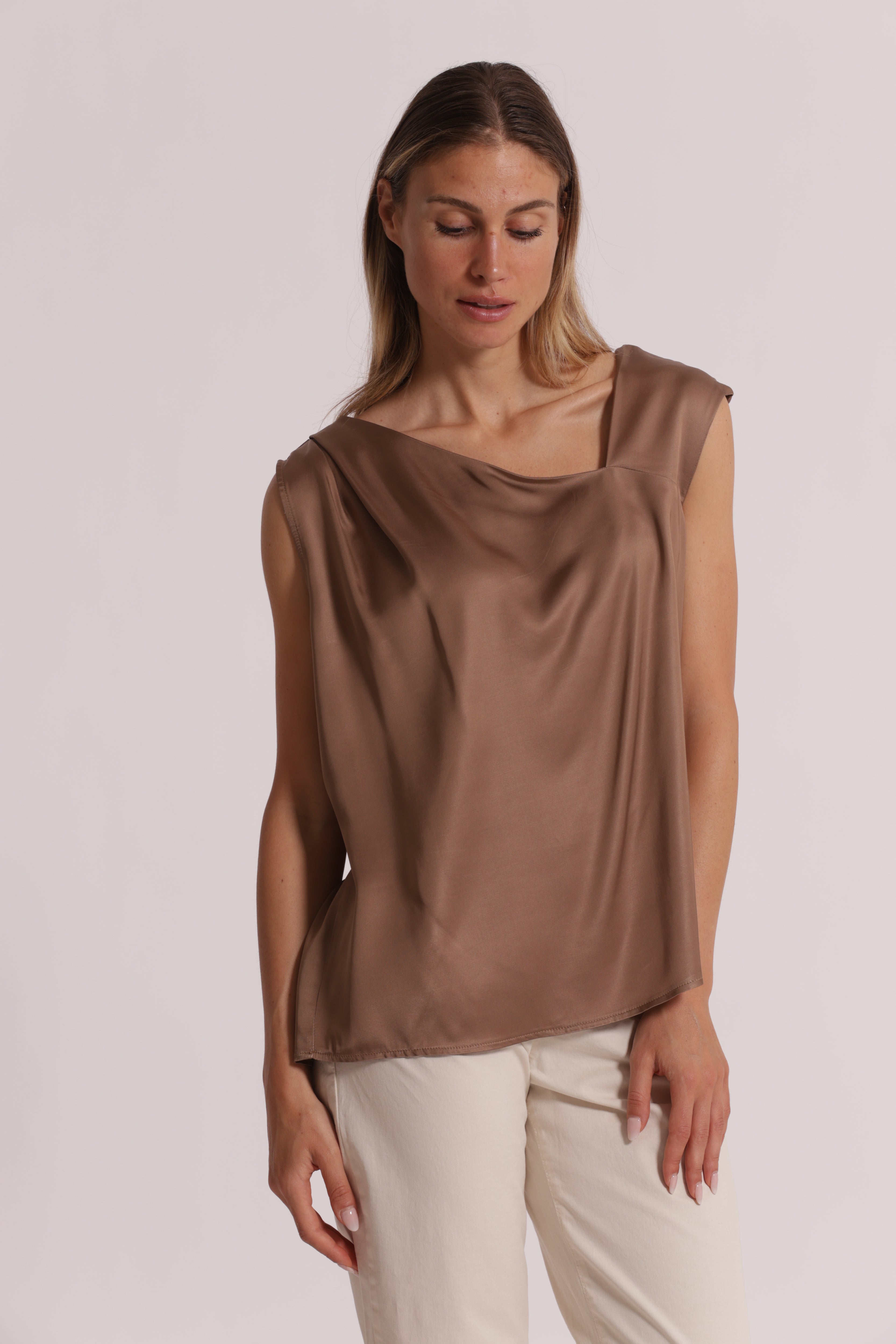 Mimi Mua top animalier crema viscosa