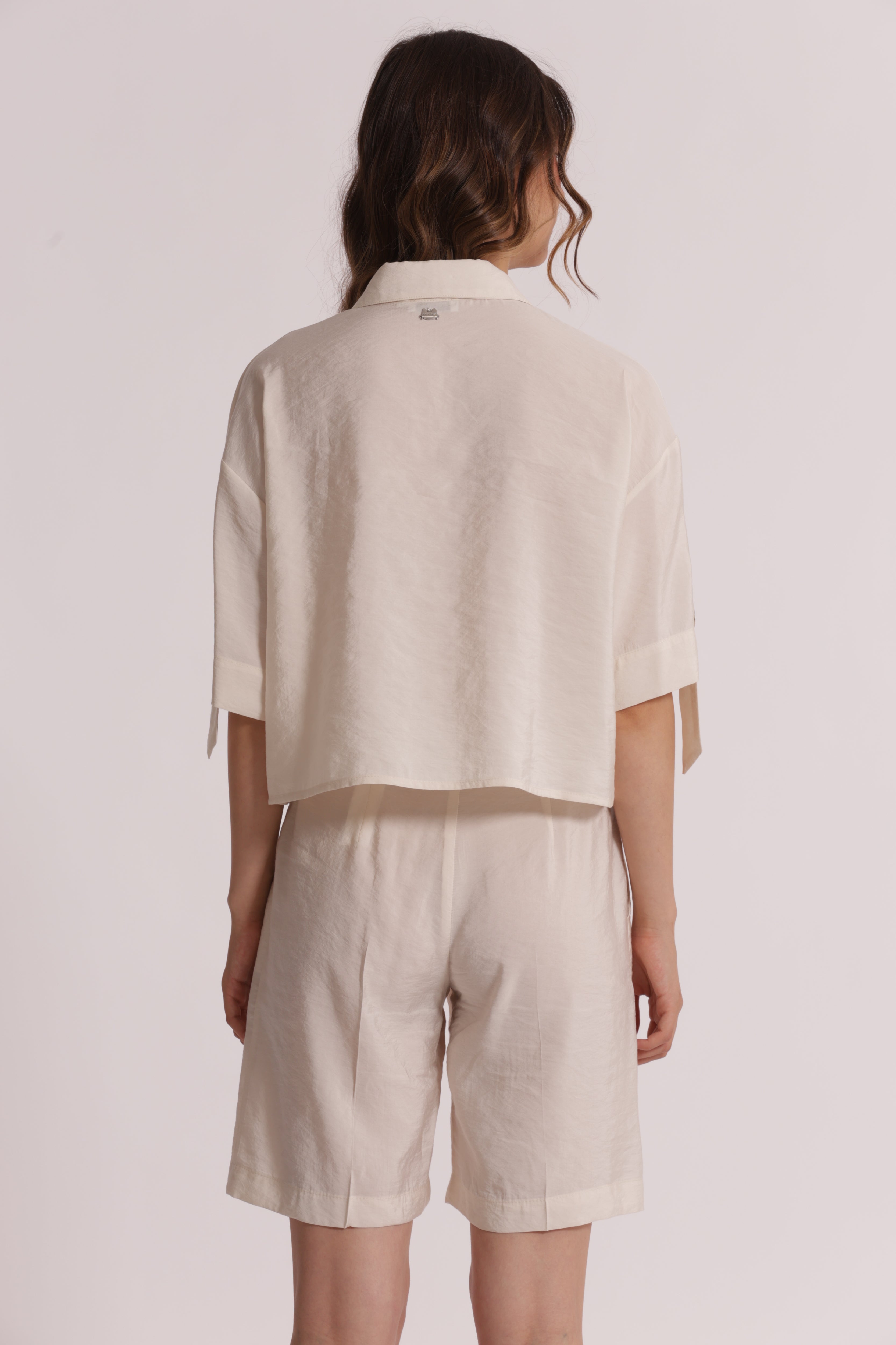 Mimi Mua Cropped Fibbie Modal Cupro Camicia Latte
