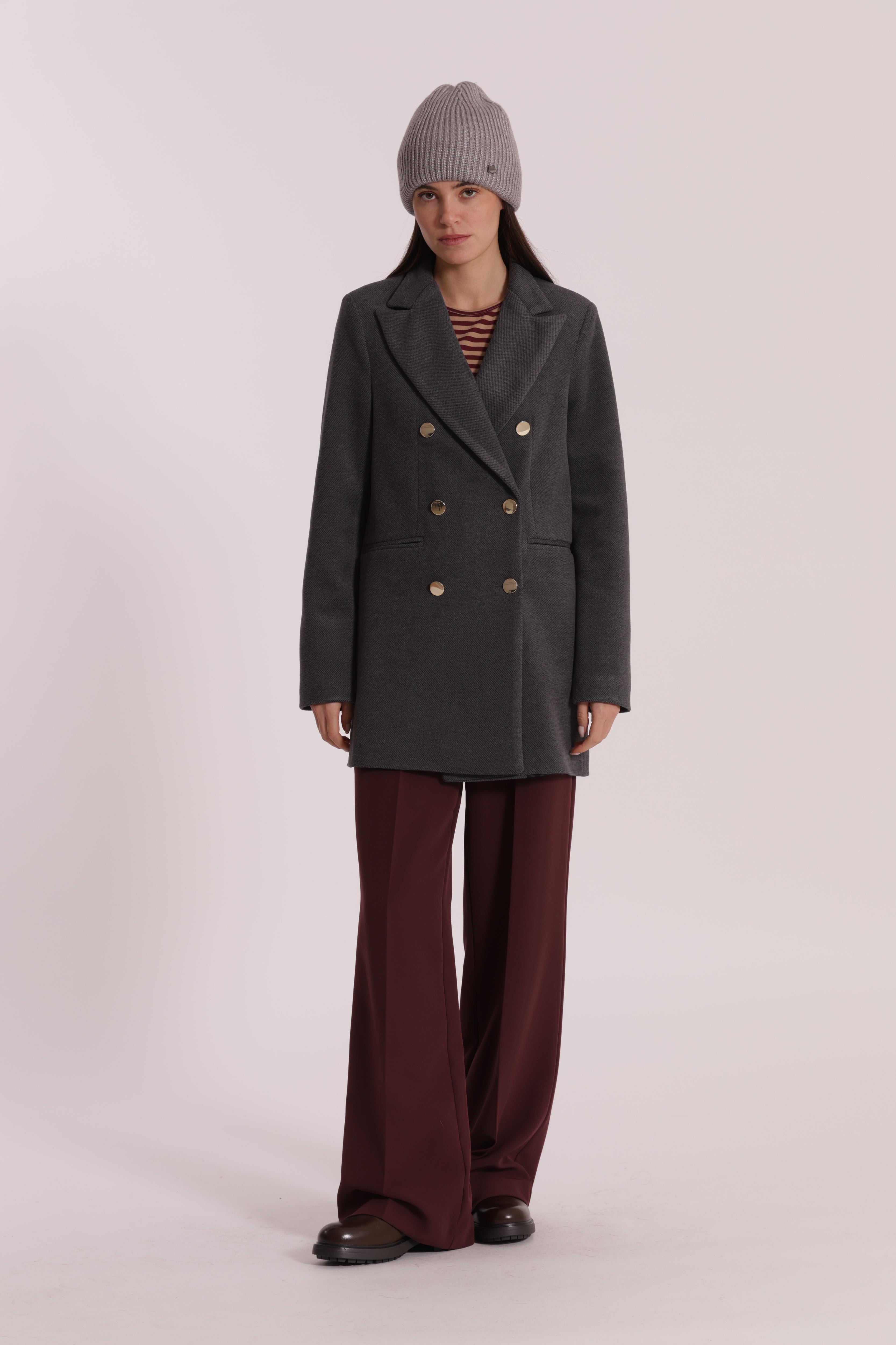 Mimi Mua Cappotto Corto Doppio Petto Nero