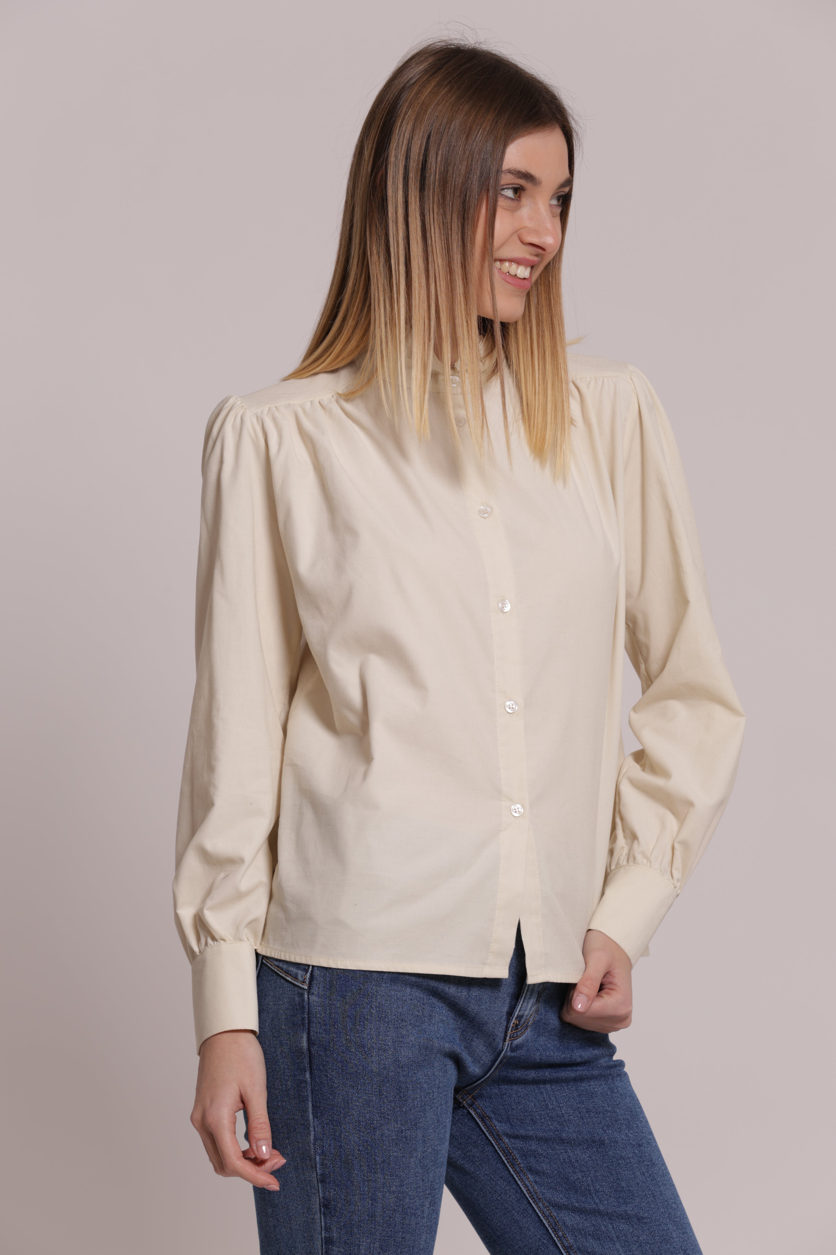 Mimi Mua Camicia Velluto Collo Alto Panna