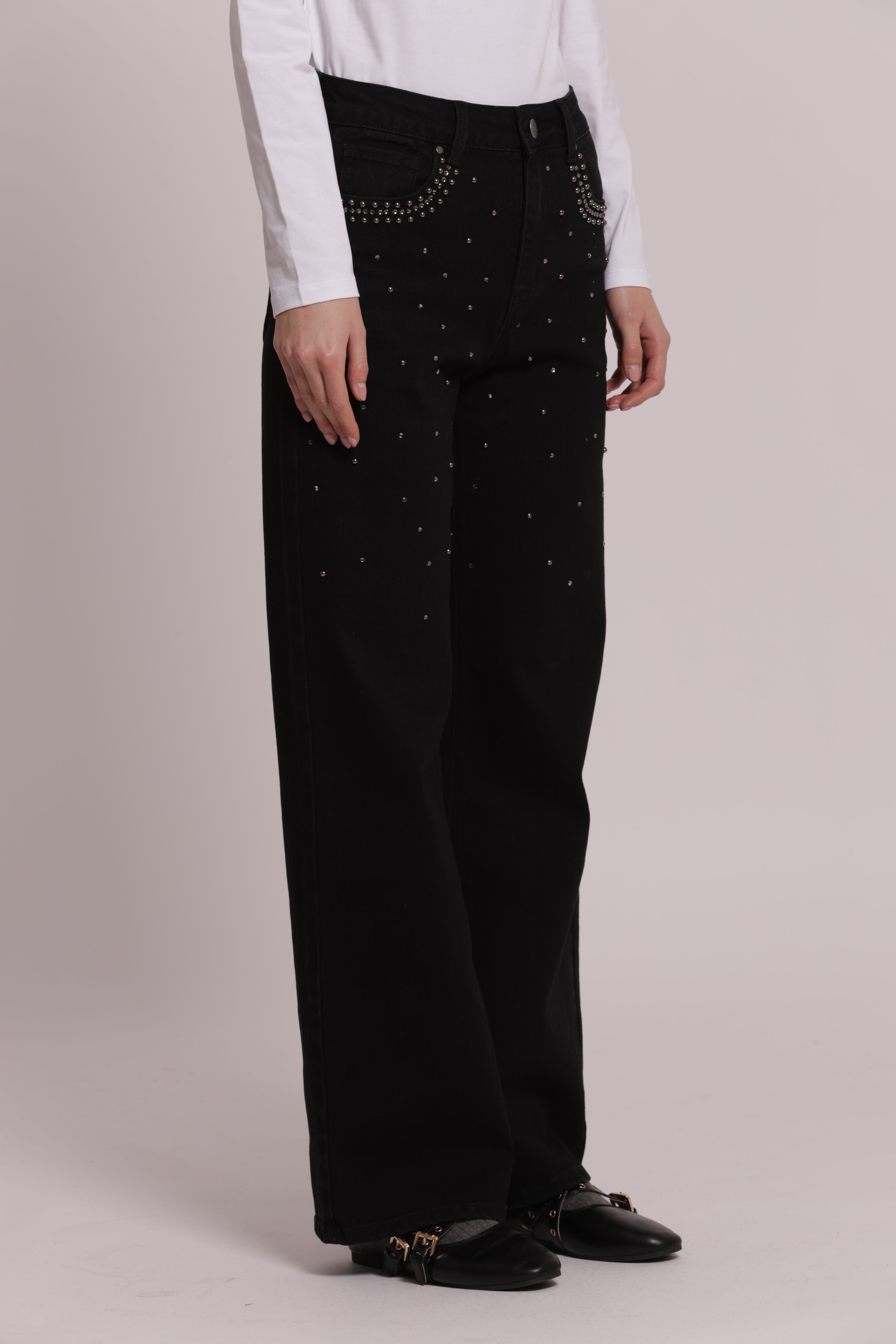 Mimi Mua jeans wide leg borchie e strass nero