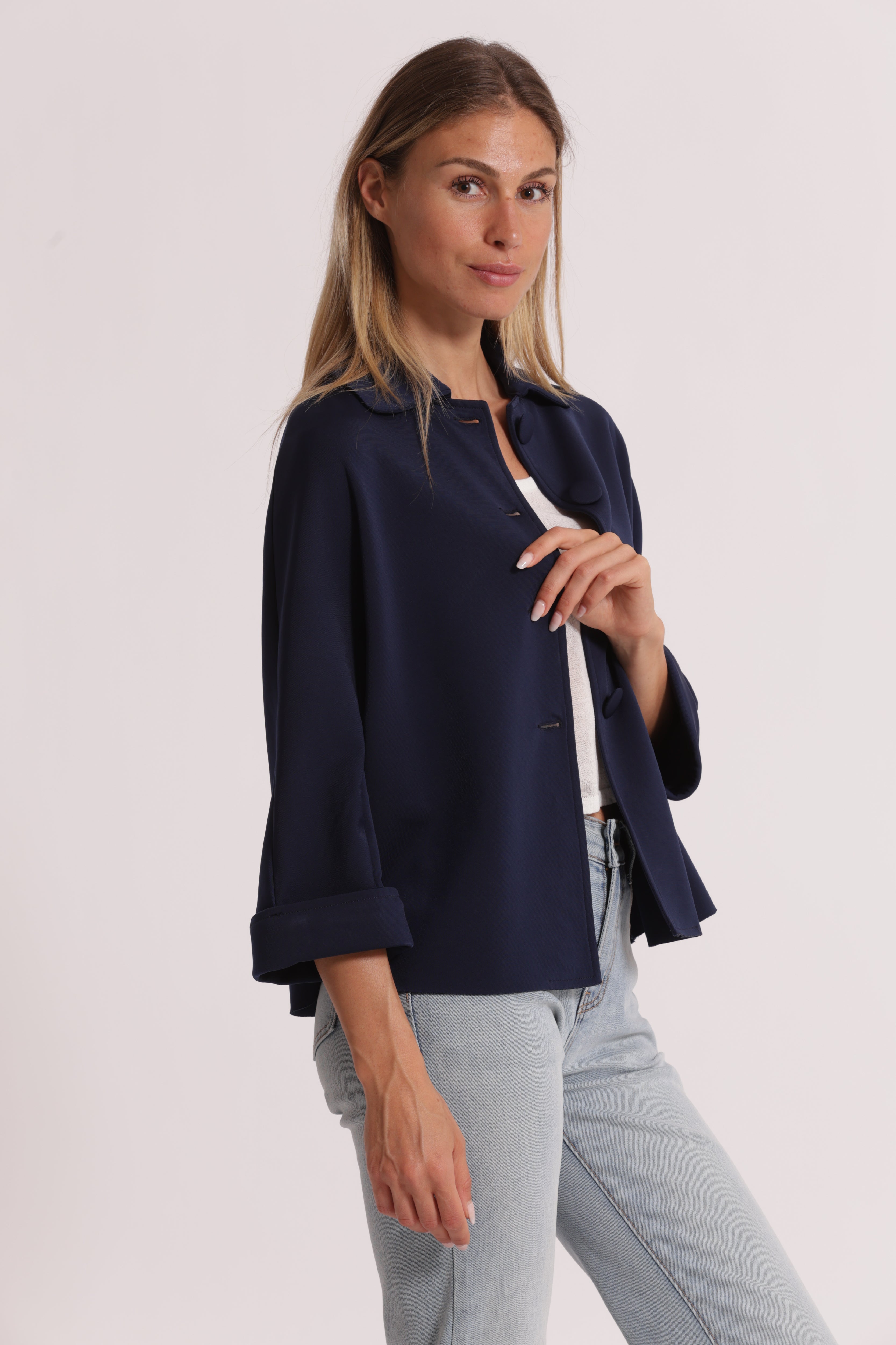 Mimi Mua Neoprene Bottoni giacca blu strutturata