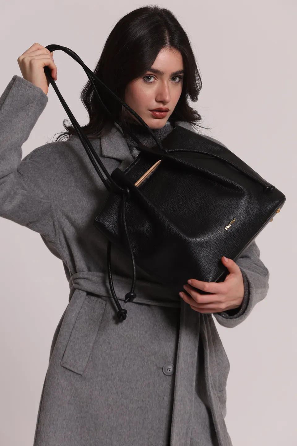 Mimi Mua Borsa Spalla Grande Lacci Lunghi Nero