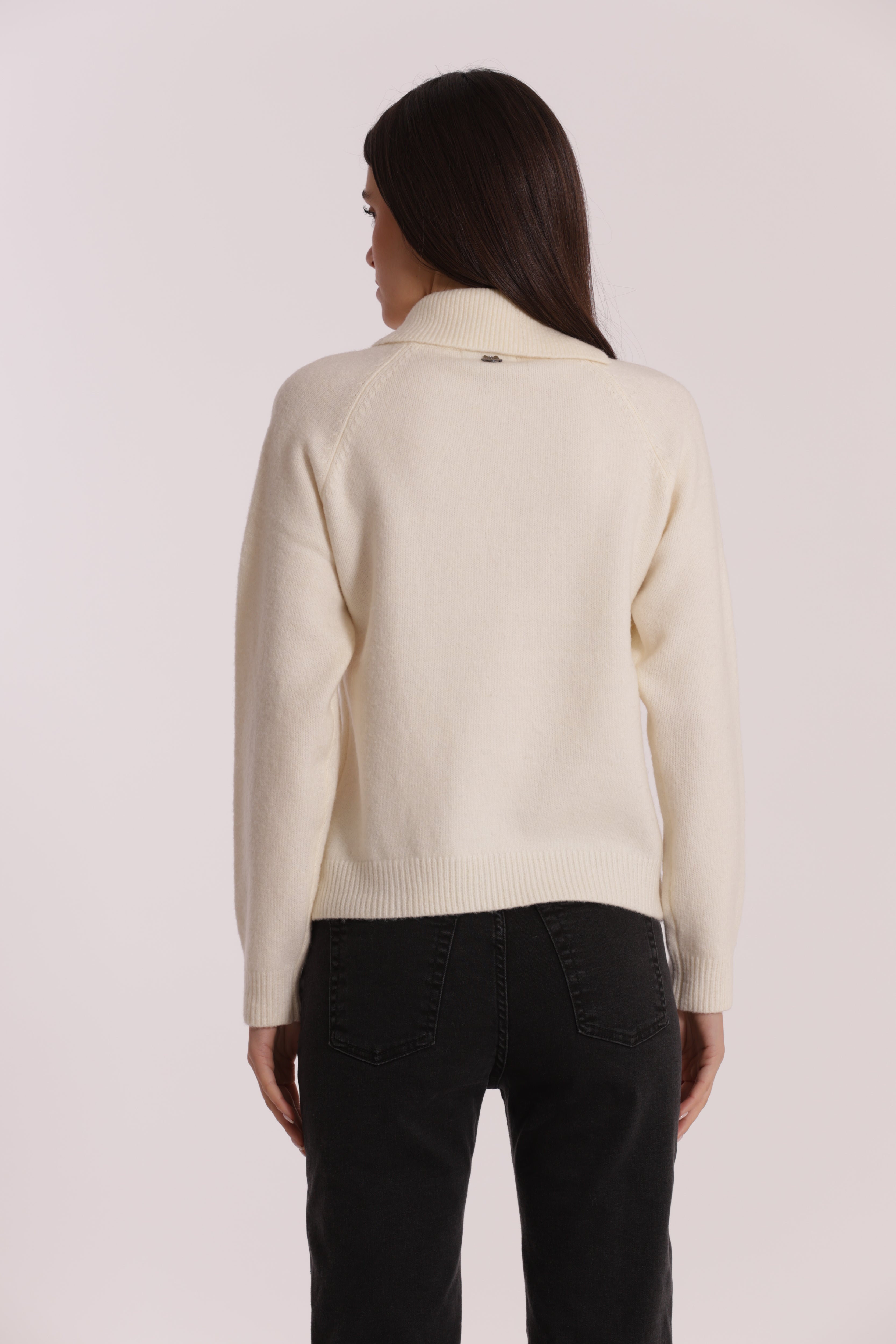 Mimi Mua collo piegato dolcevita maglia panna calda