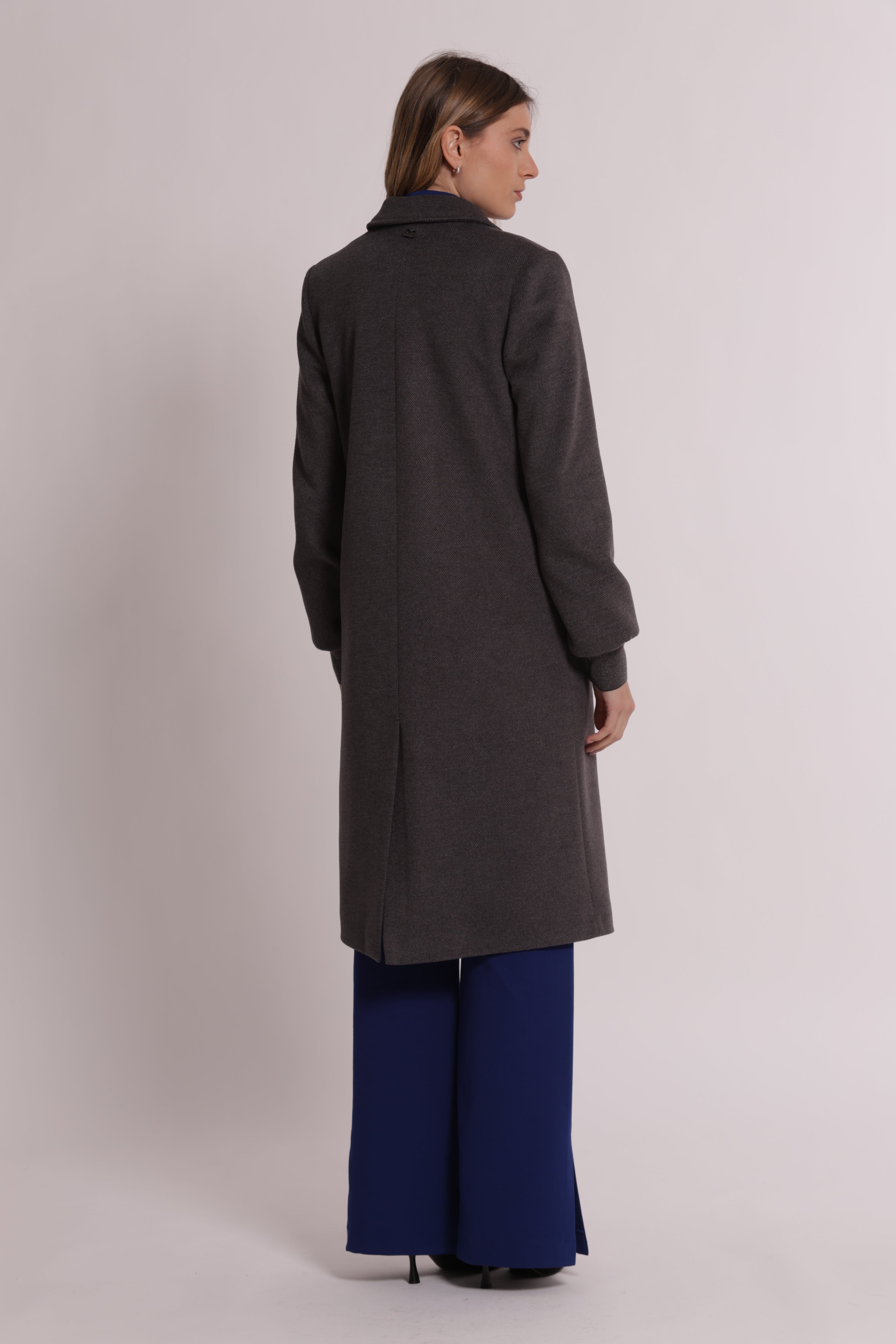 Mimi Mua Cappotto Lungo con Polsini Nero Caldo