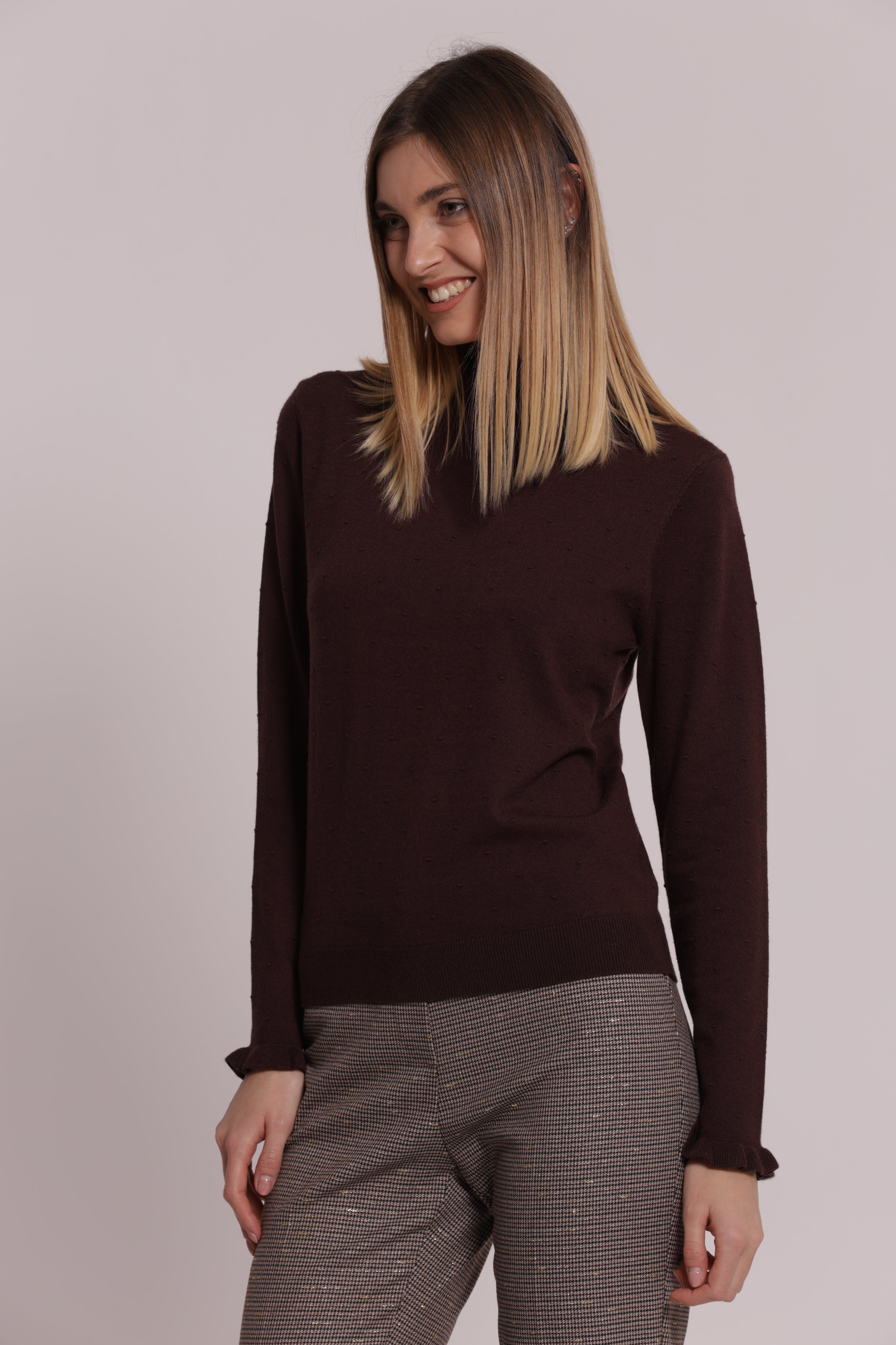 Mimi Mua Maglia Collo Alto Pois maglia nero aderente