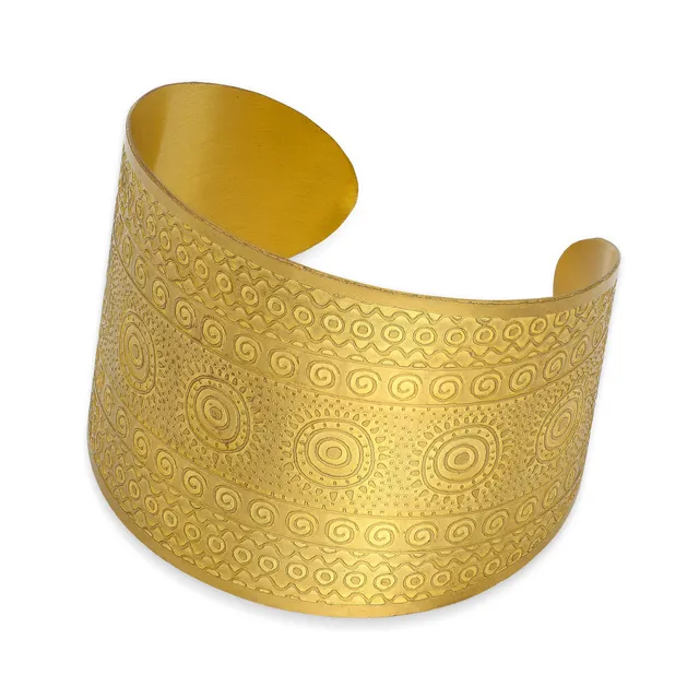 On Earth Cooperative Collection Dorado bracciale ottone dorato regolabile