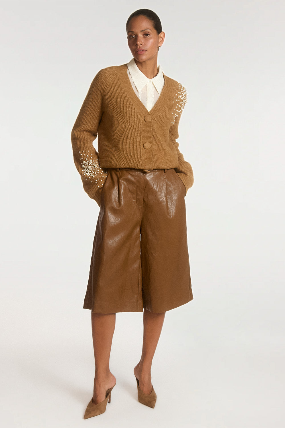 Aaiko Inaya shorts brown sugar ecopelle corti