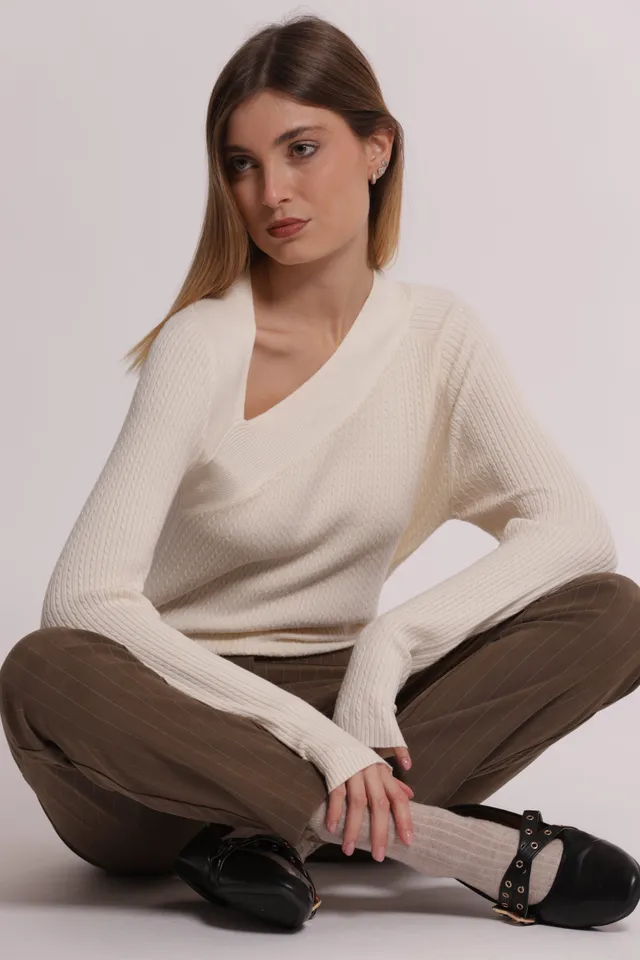 Mimi Mua Maglia Cut Out Nera Viscosa