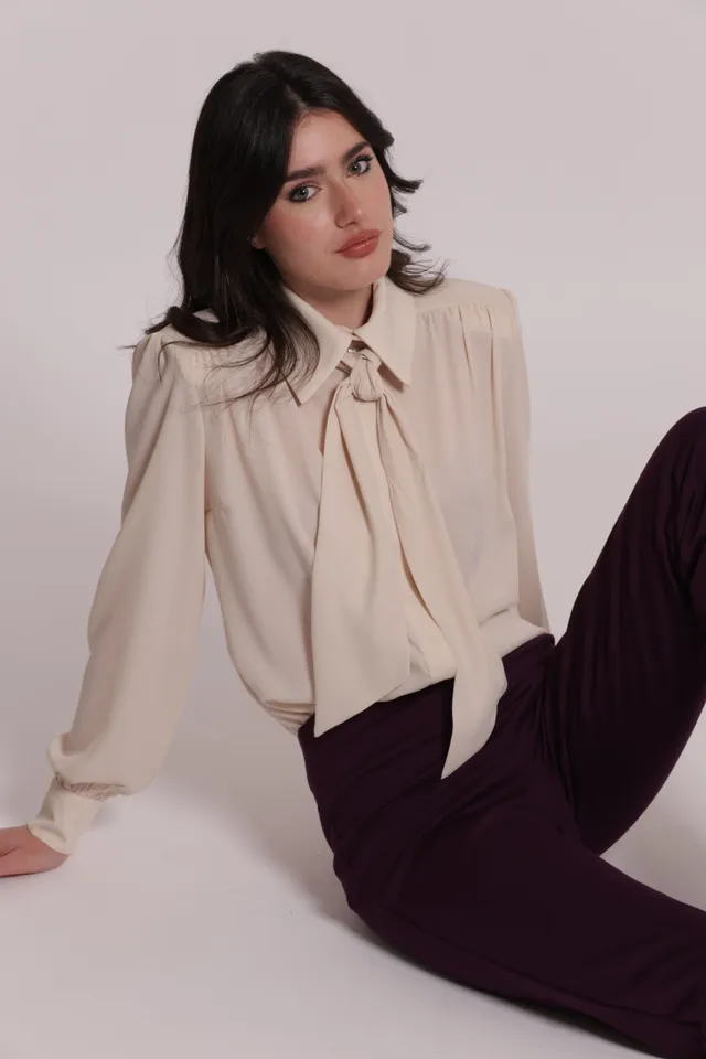 Mimi Mua Blusa con Spalline e Fiocco Nera