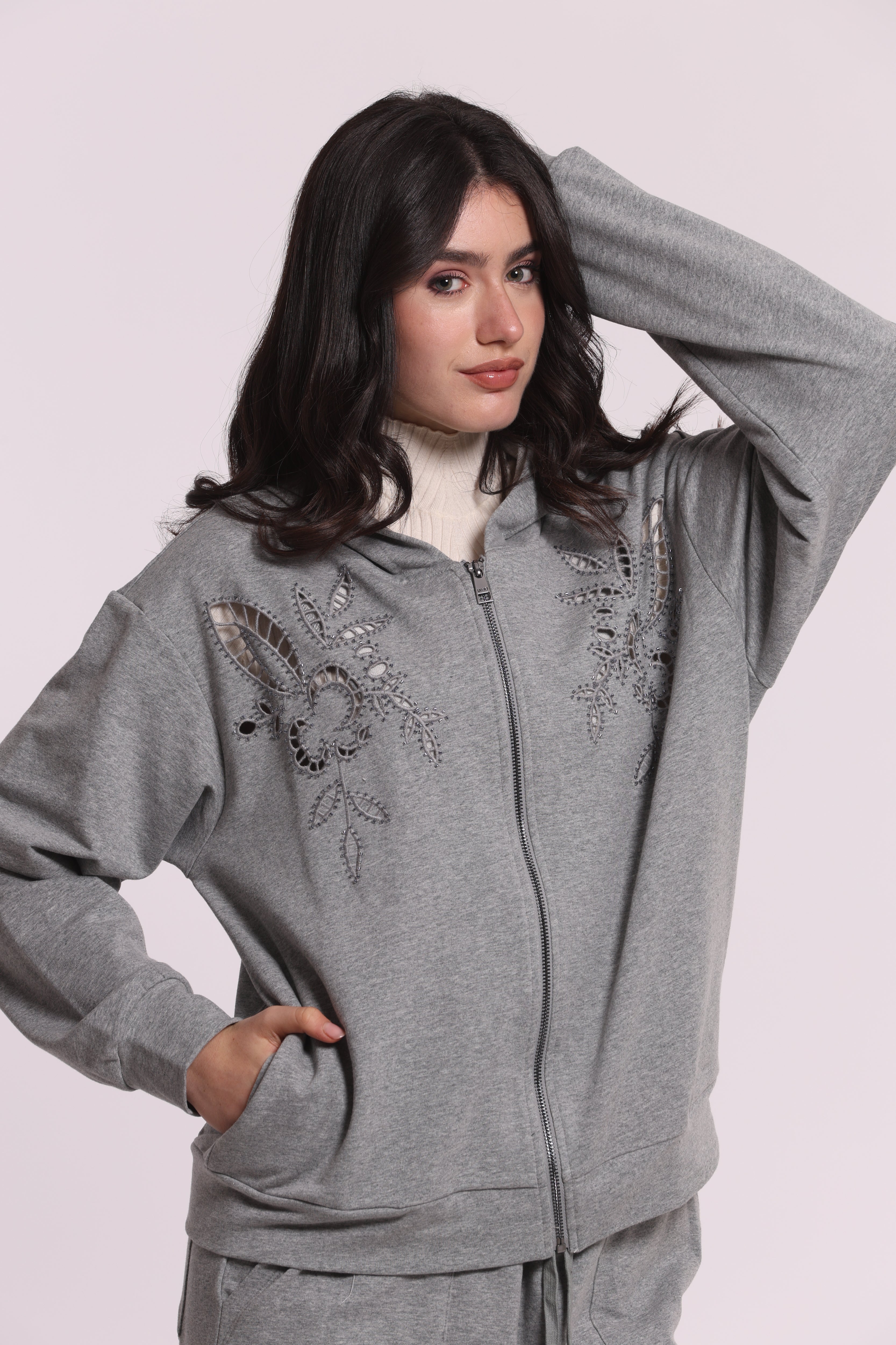 Mimi Mua Felpa con Zip Dettagli Traforati e Strass Nero