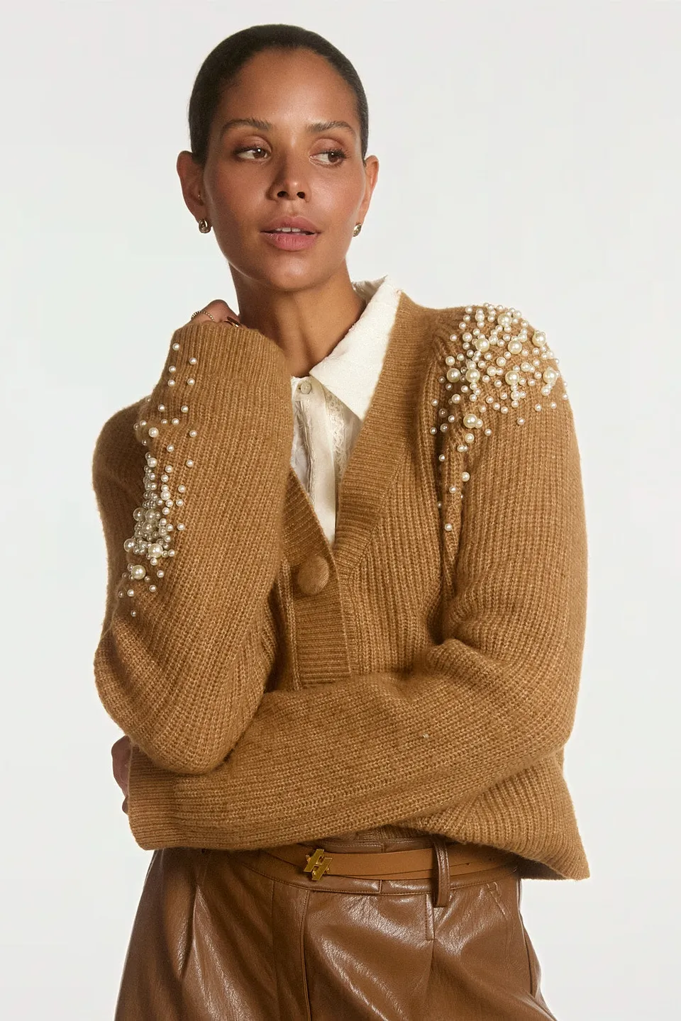 Aaiko Loric cardigan marrone perle e bottoni