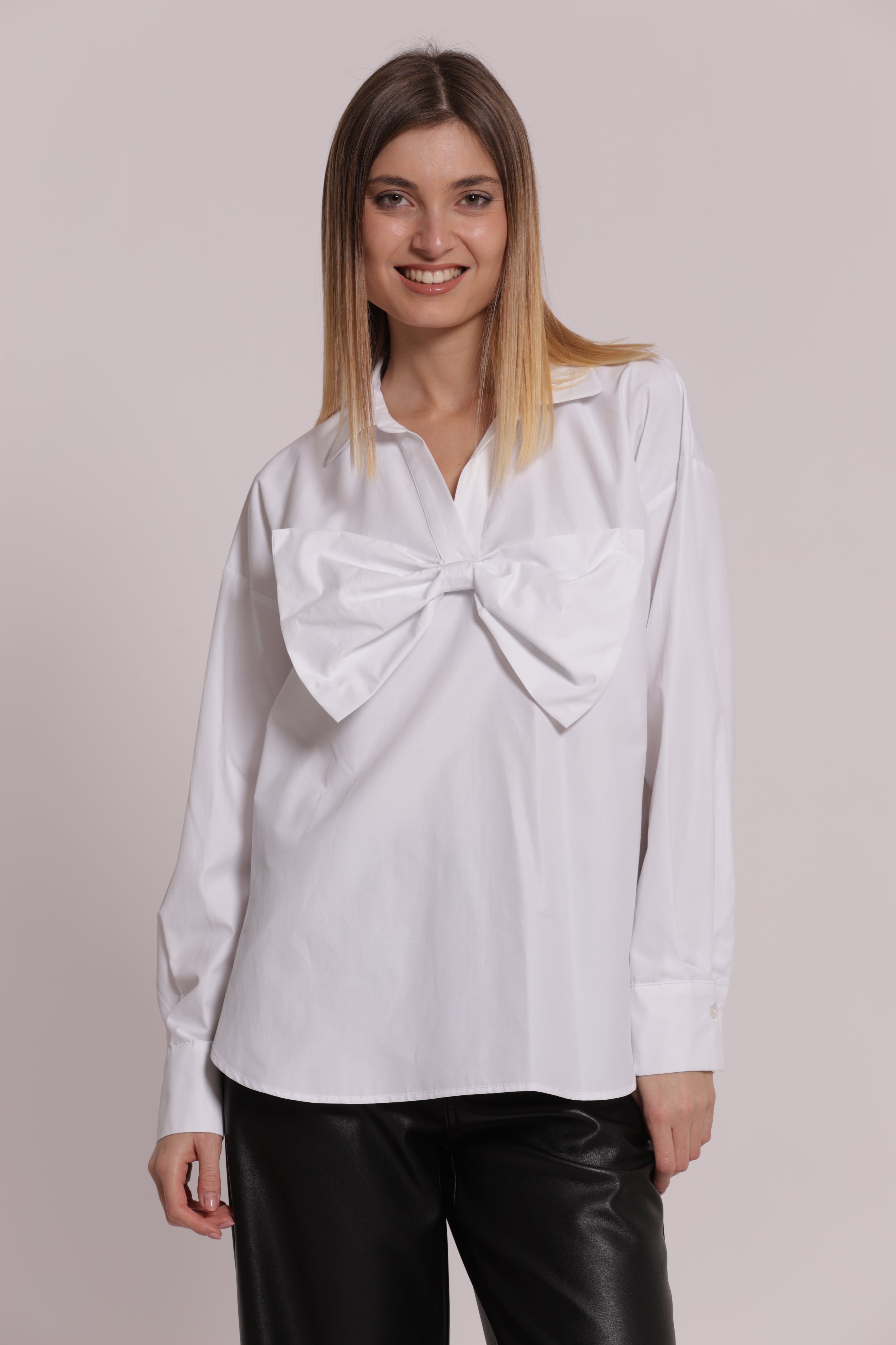 Mimi Mua Blusa Fiocco Frontale Bianco in Misto Cotone