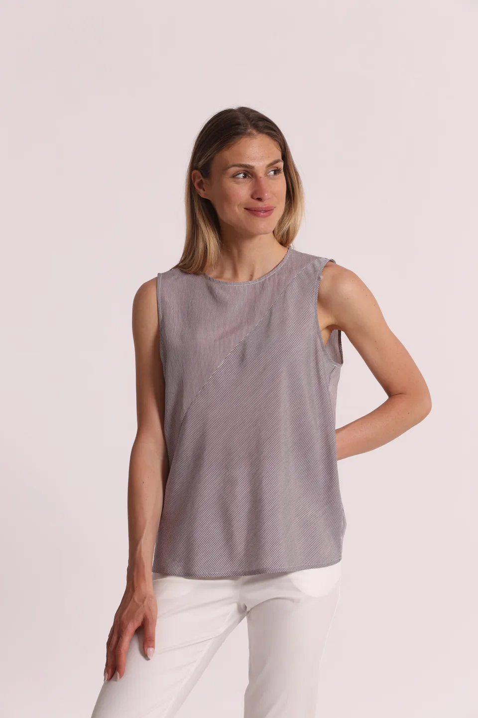 Mimi Mua Top a Righe Beige Latte blusa smanicata