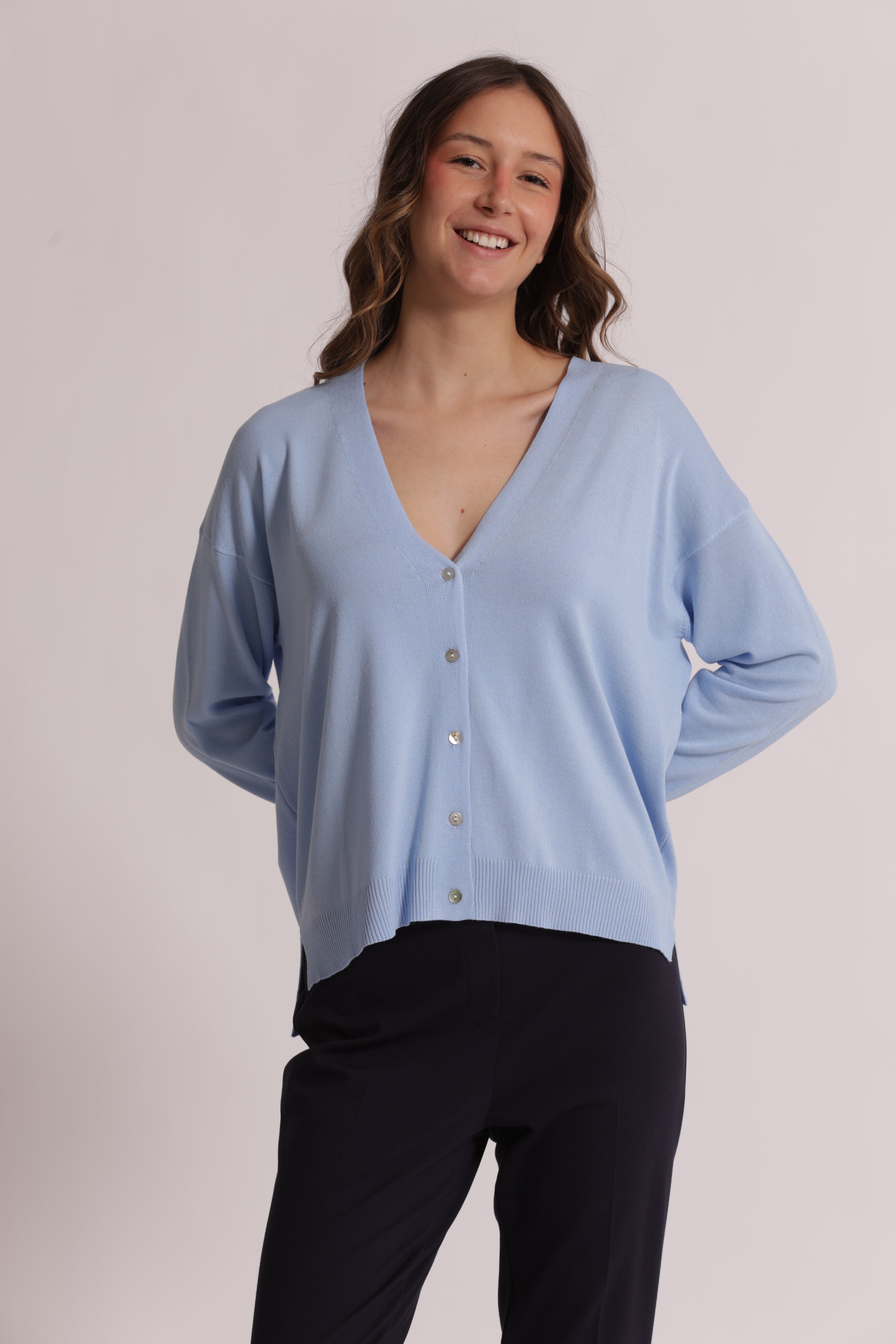 Mimi Mua Basic cardigan in maglia bianco viscosa