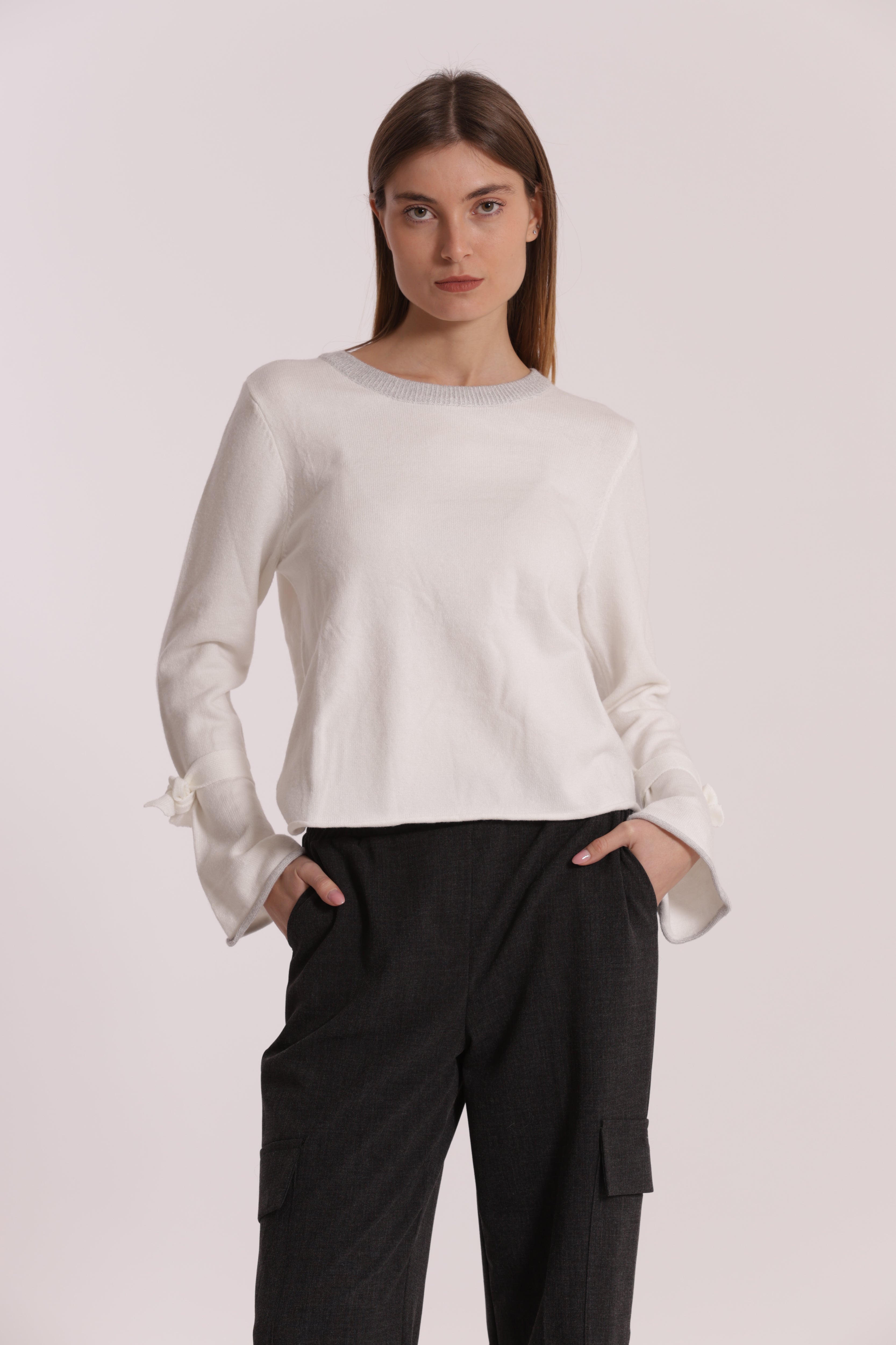 Mimi Mua Maglia Scollo Tondo Fiocchi Nera
