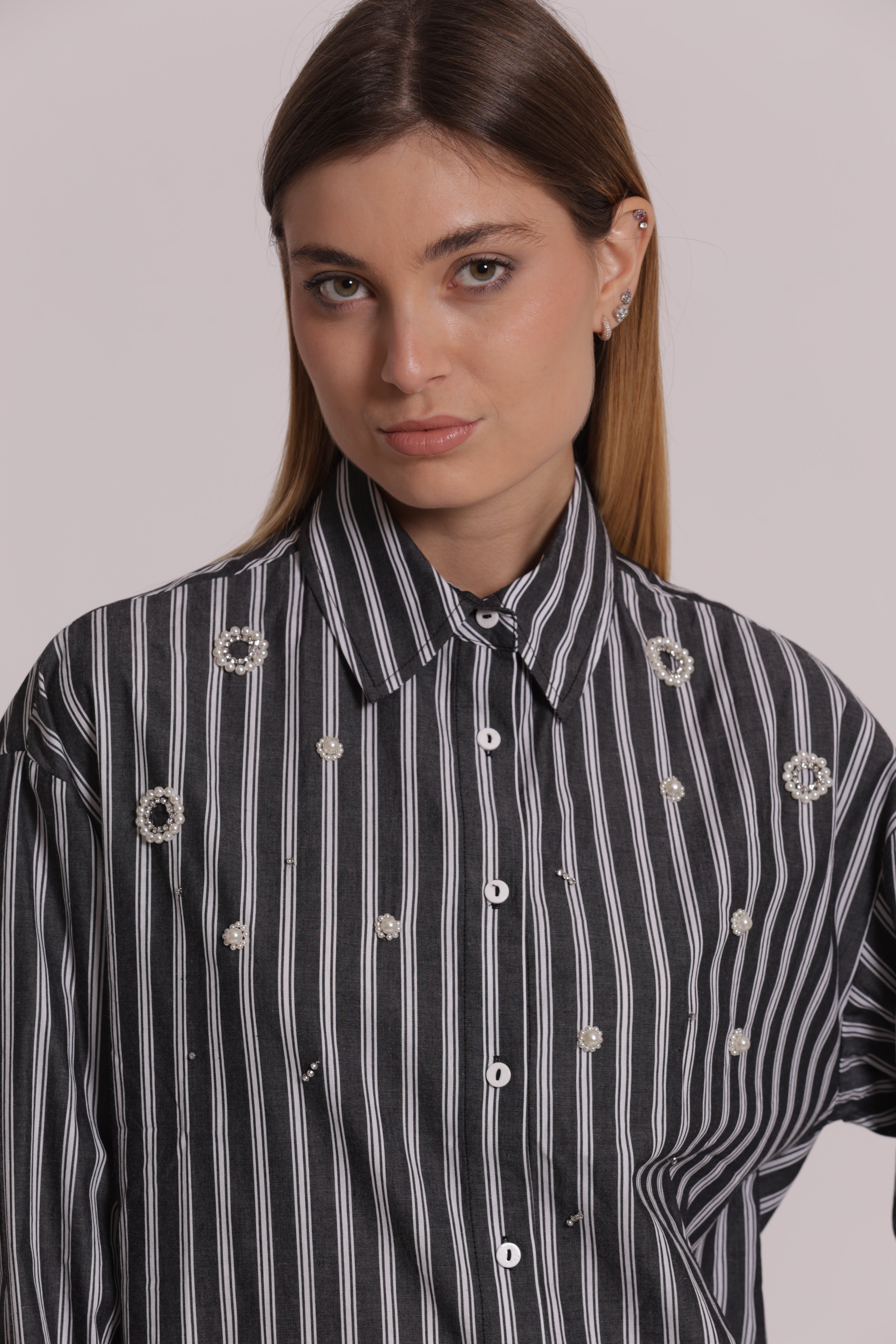 Mimi Mua camicia righe applicazioni azzurro